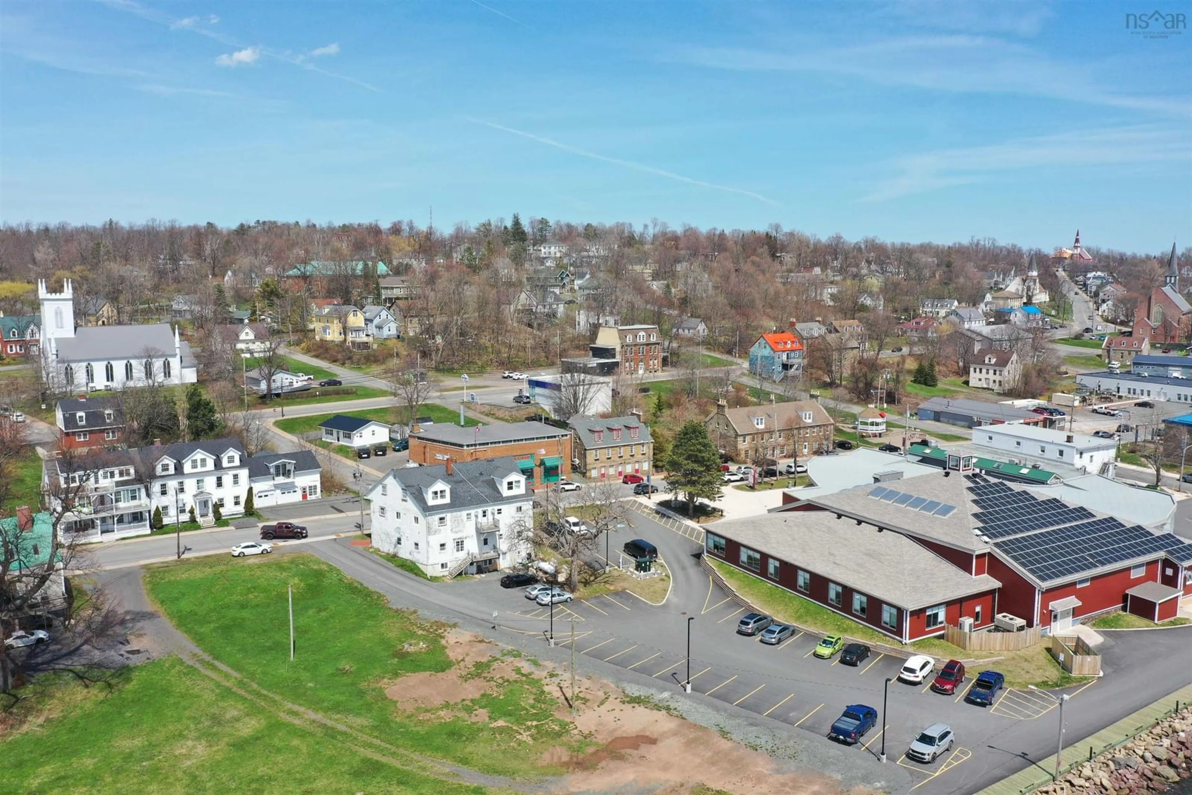 A pic from outside/outdoor area/front of a property/back of a property/a pic from drone, unknown for 123 Water St, Pictou Nova Scotia B0K 1H0