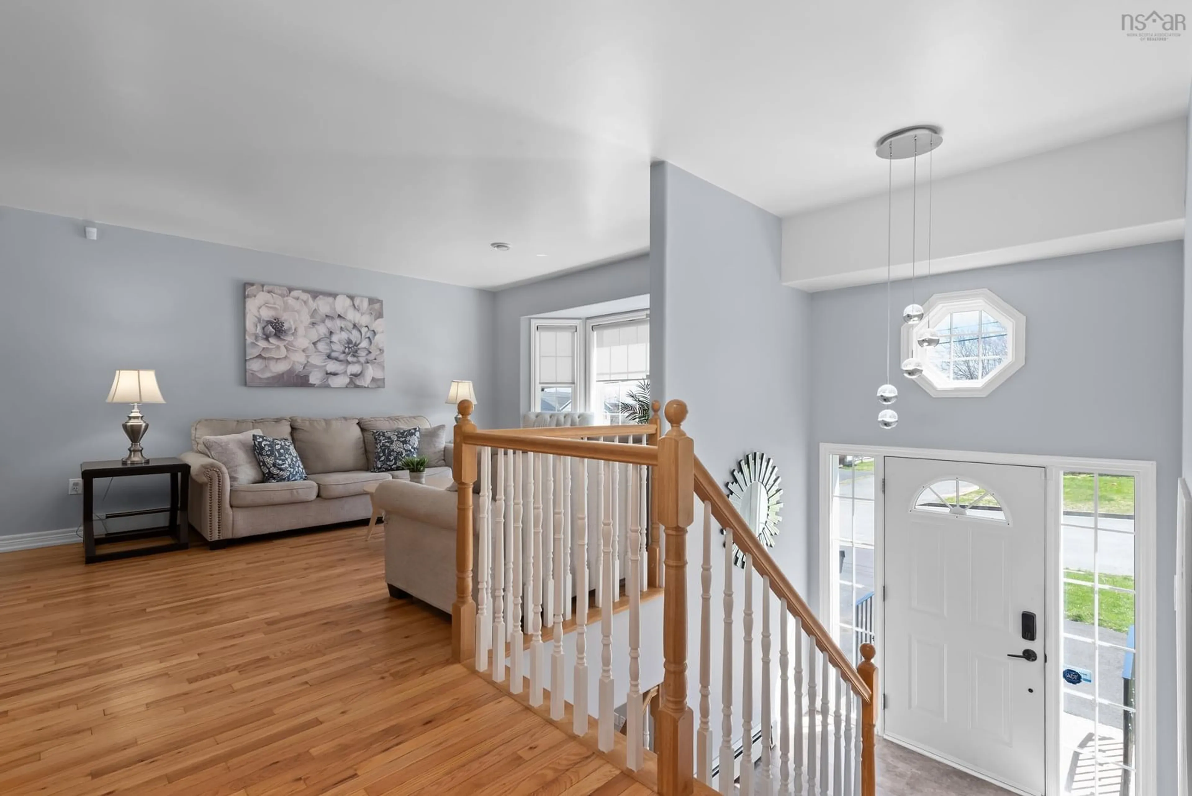 Indoor entryway for 96 Lochiel Cir, Cole Harbour Nova Scotia B2W 6H1