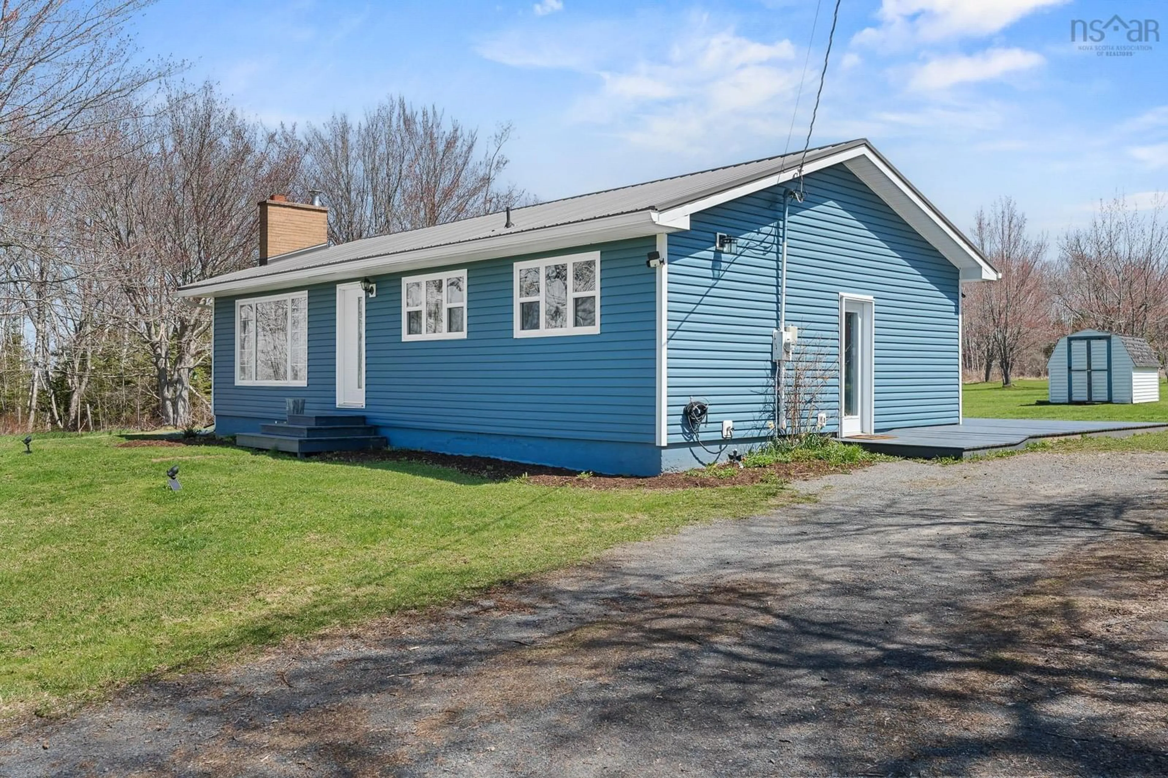 Home with vinyl exterior material, street for 544 Lake Rd, Noel Nova Scotia B0N 1T0