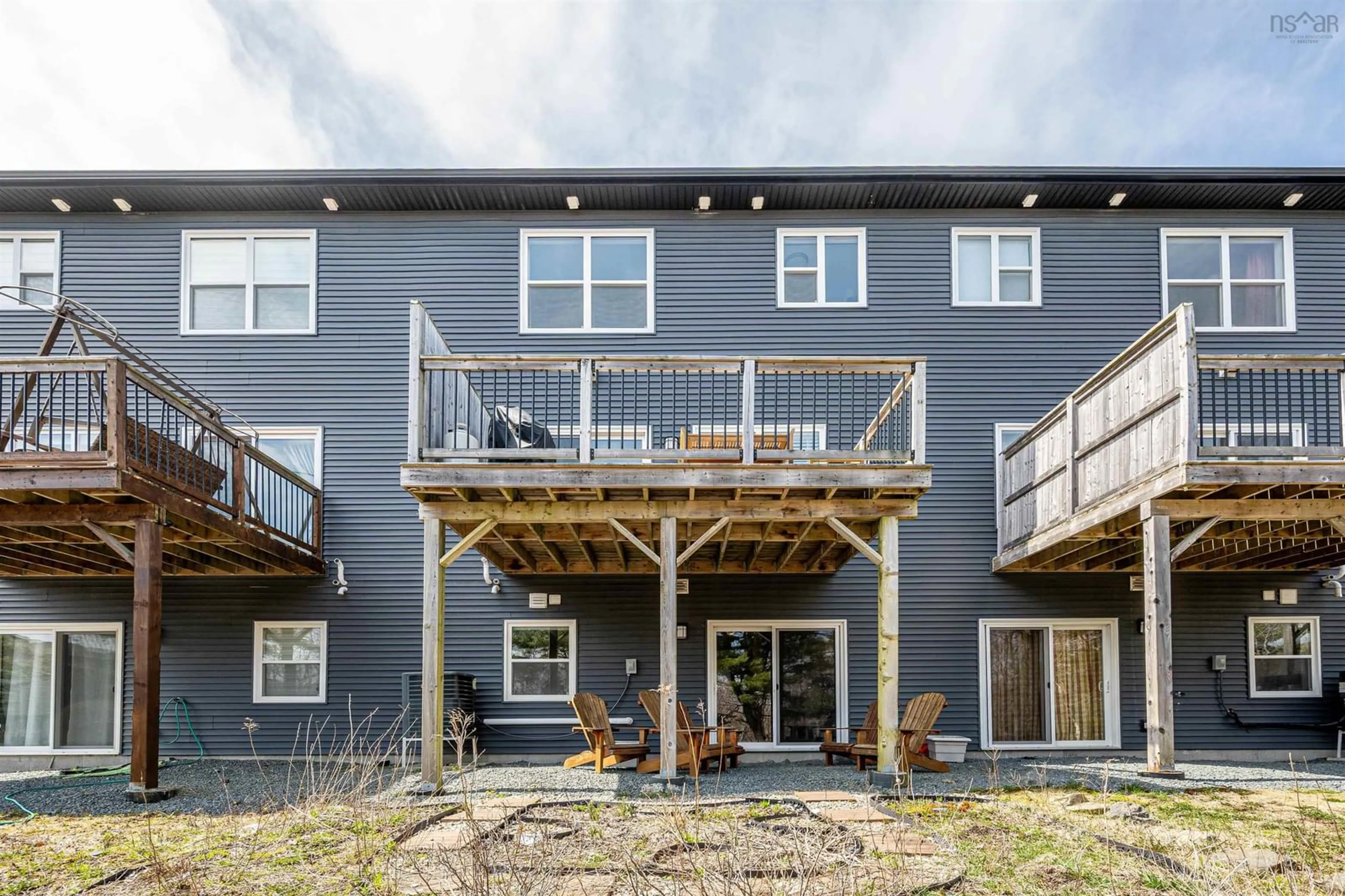Patio, unknown for 20 Alamir Crt, Halifax Nova Scotia B3M 0N4