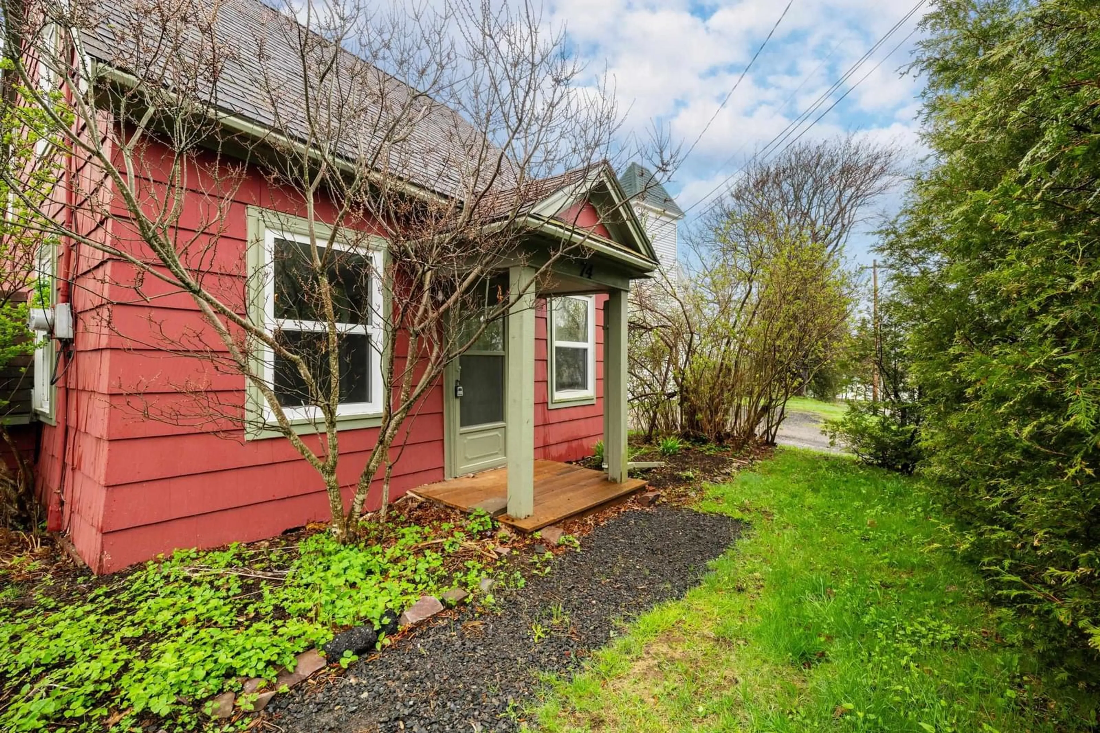 Unknown for 74 Highland Ave, Wolfville Nova Scotia B4P 1Z6