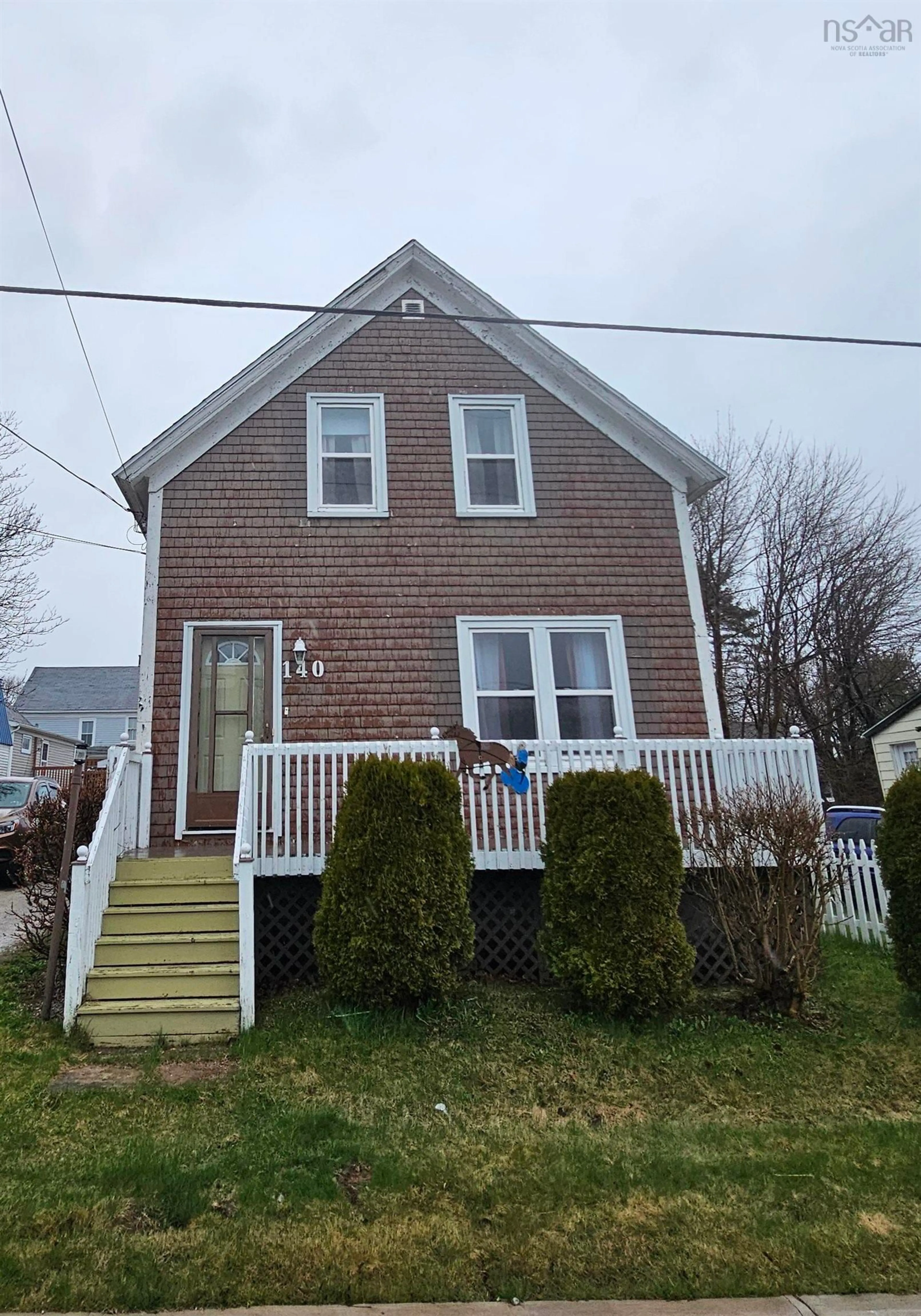 Home with vinyl exterior material, street for 140 Willow St, Sydney Nova Scotia B1P 3A4