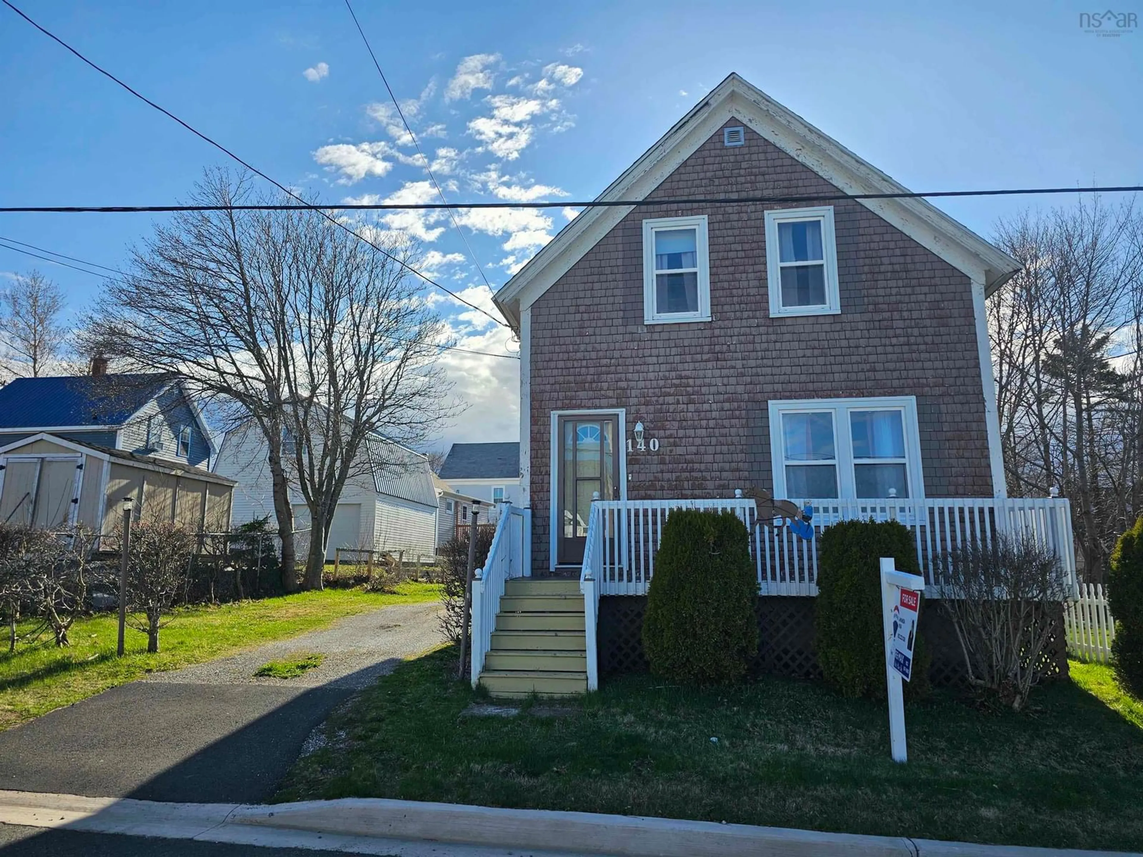 A pic from outside/outdoor area/front of a property/back of a property/a pic from drone, street for 140 Willow St, Sydney Nova Scotia B1P 3A4