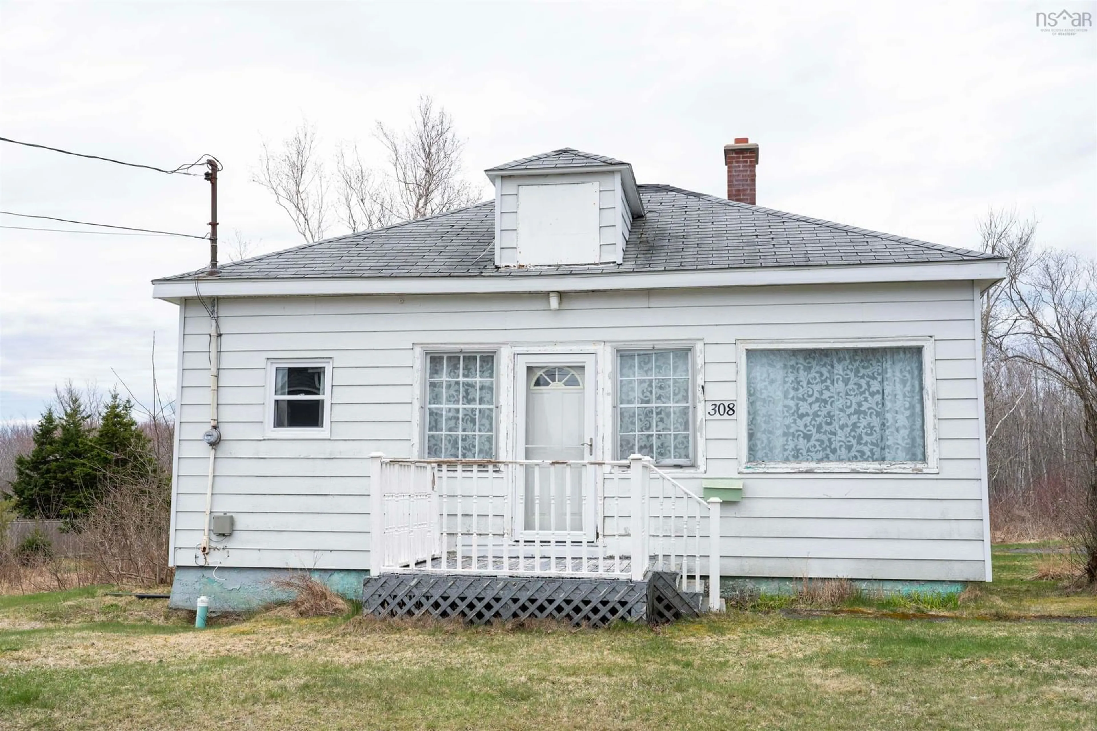 Home with vinyl exterior material, street for 308 Lake Rd, Glace Bay Nova Scotia B1A 2H1
