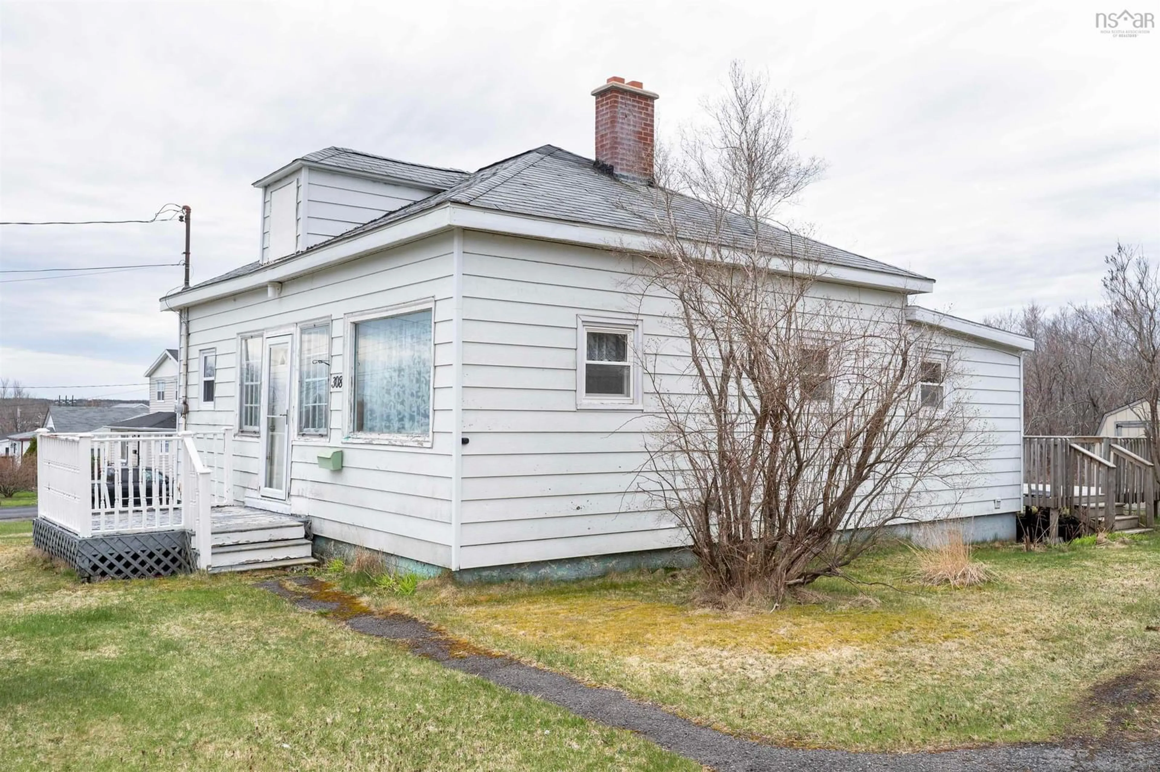 Home with vinyl exterior material, street for 308 Lake Rd, Glace Bay Nova Scotia B1A 2H1