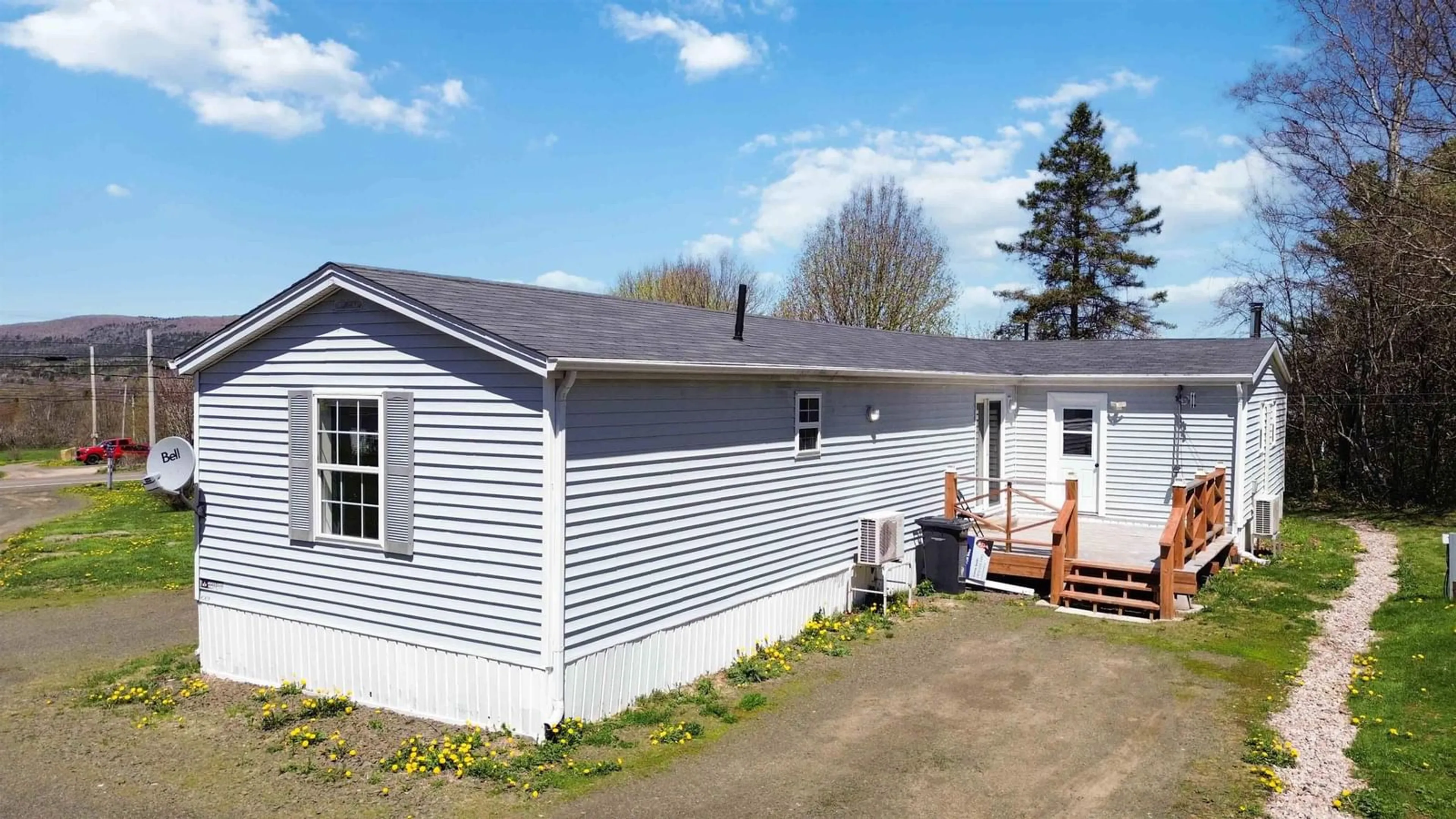 Home with vinyl exterior material, street for 538 Highway 201 Hwy, Moschelle Nova Scotia B0S 1A0