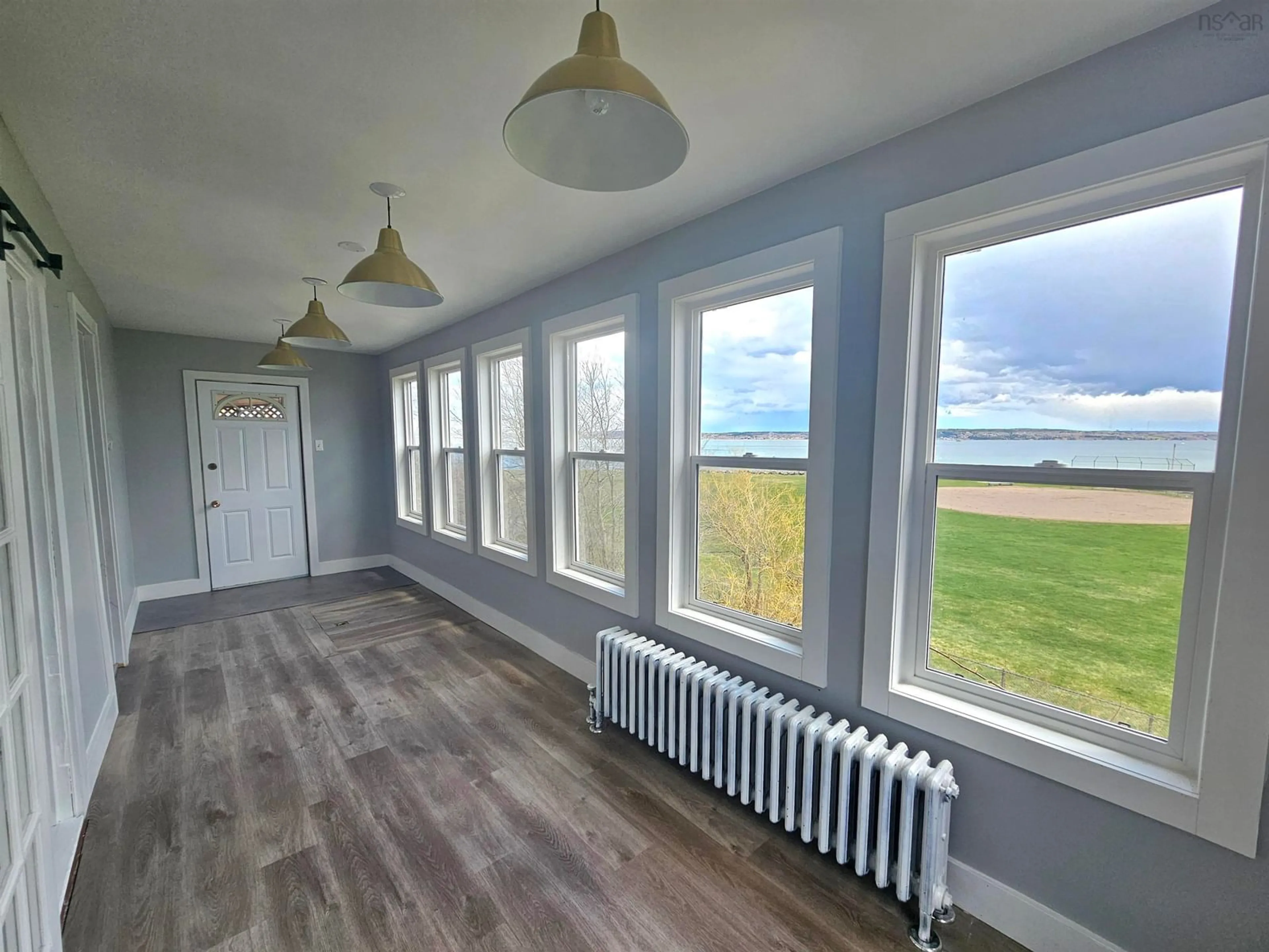 A pic of a room for 455 Purves St, North Sydney Nova Scotia B2A 1C7