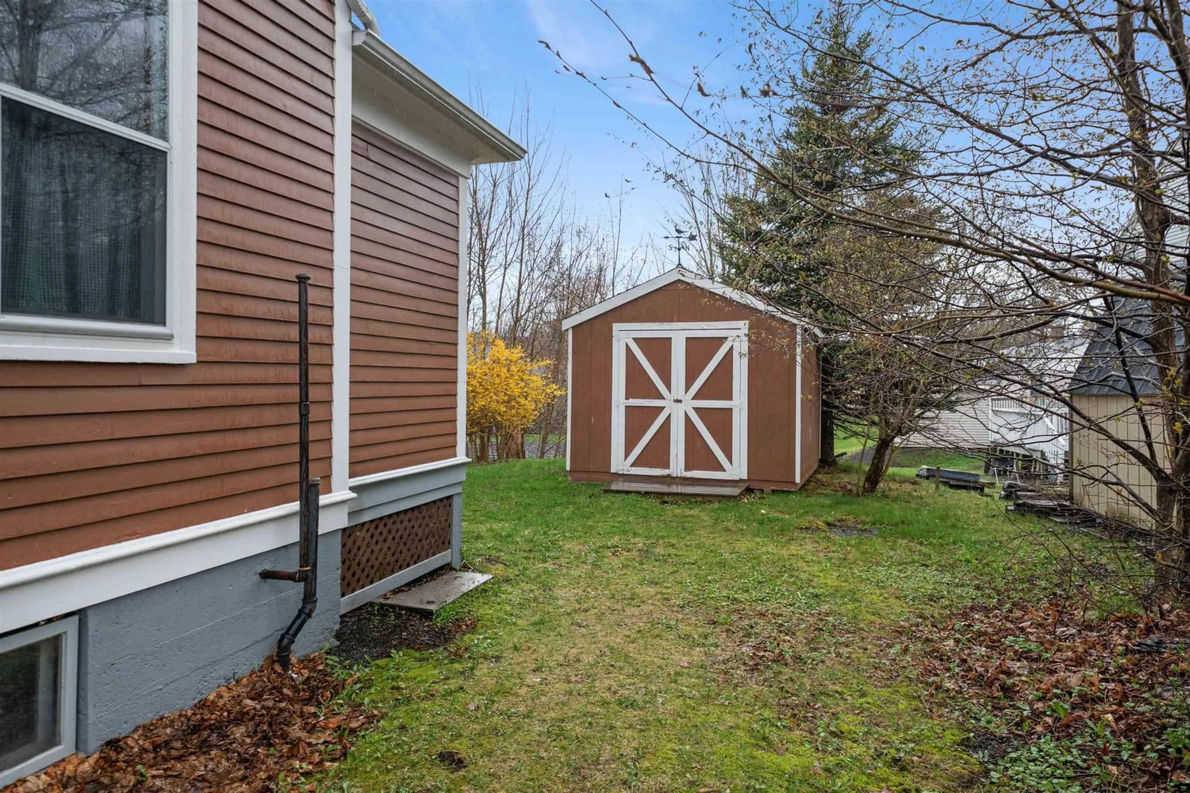 Shed for 299 Albert St, New Glasgow Nova Scotia B2H 3V7