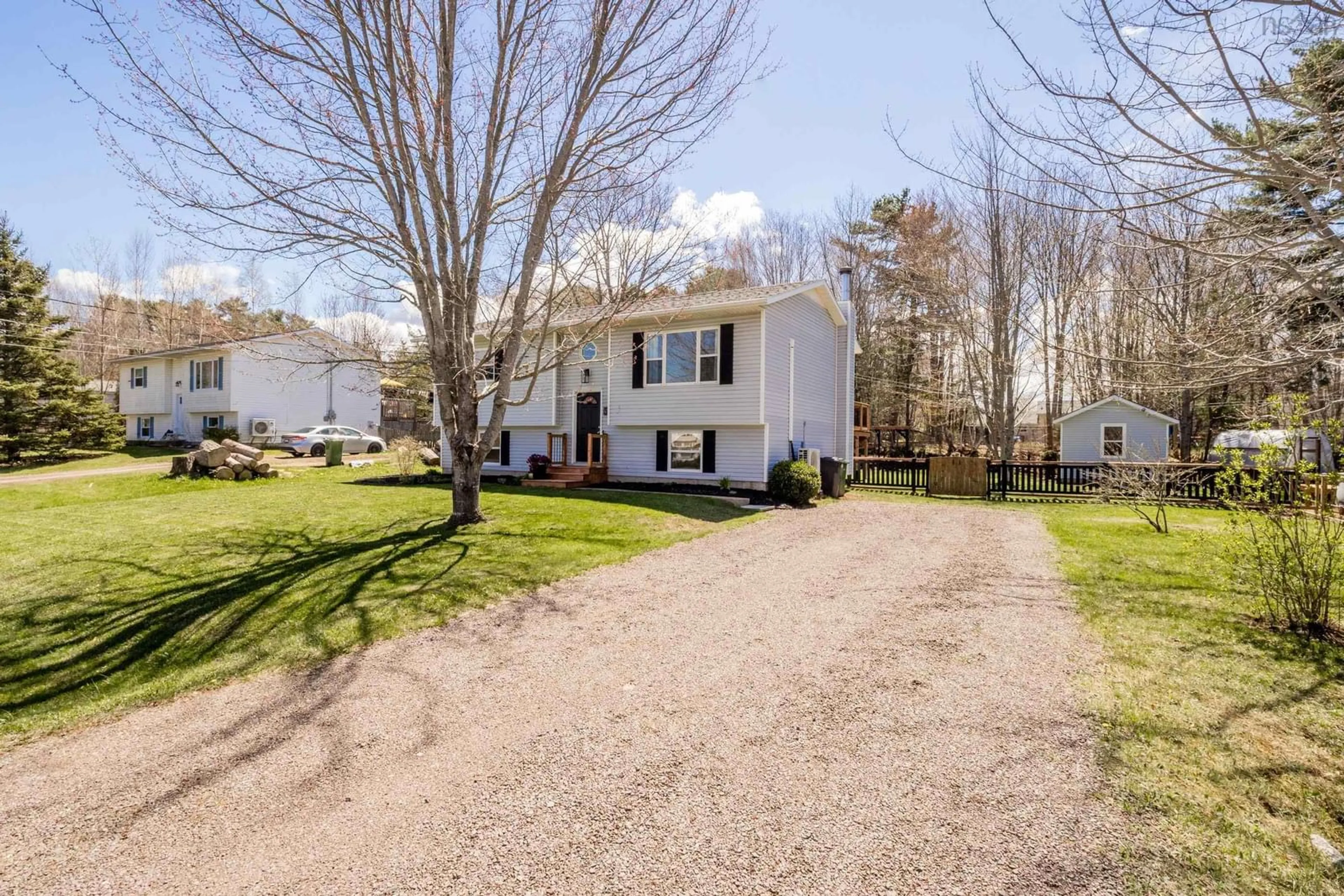 A pic from outside/outdoor area/front of a property/back of a property/a pic from drone, street for 53 Sunset Dr, Kingston Nova Scotia B0P 1R0