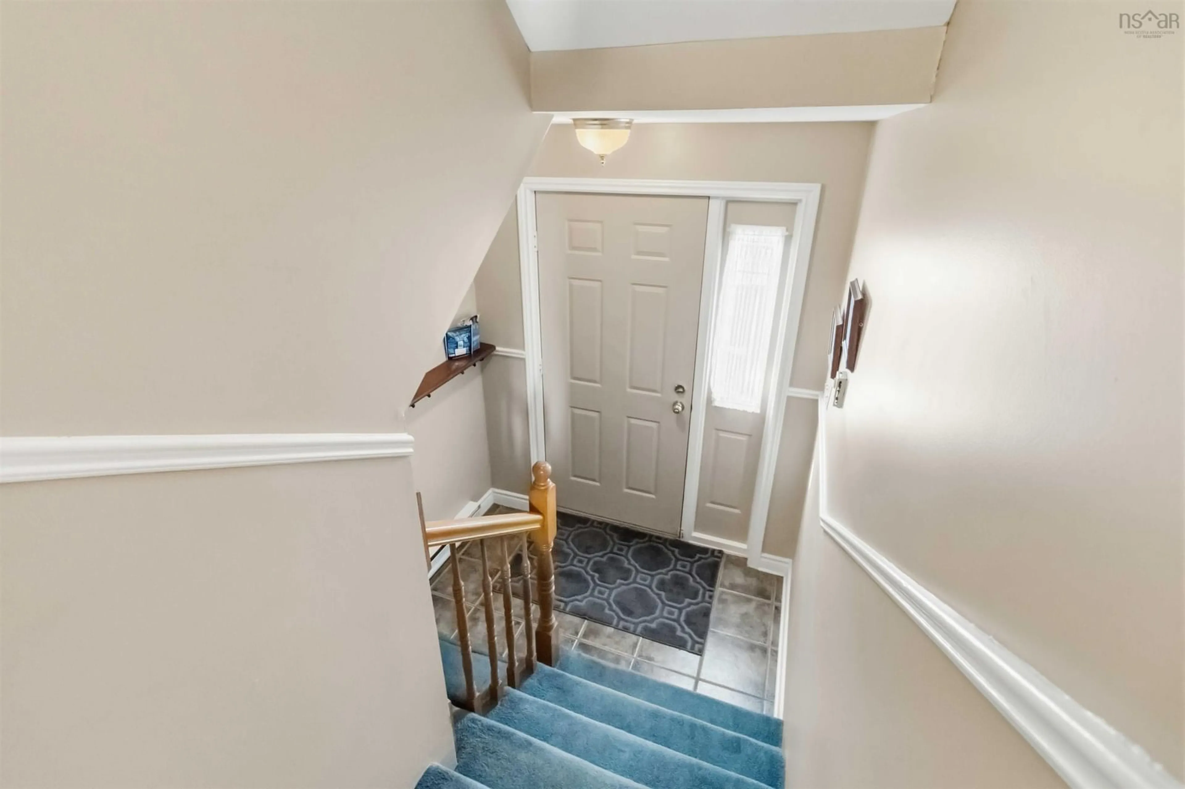 Indoor entryway for 16 Theakston Ave, Halifax Nova Scotia B3R 1R9