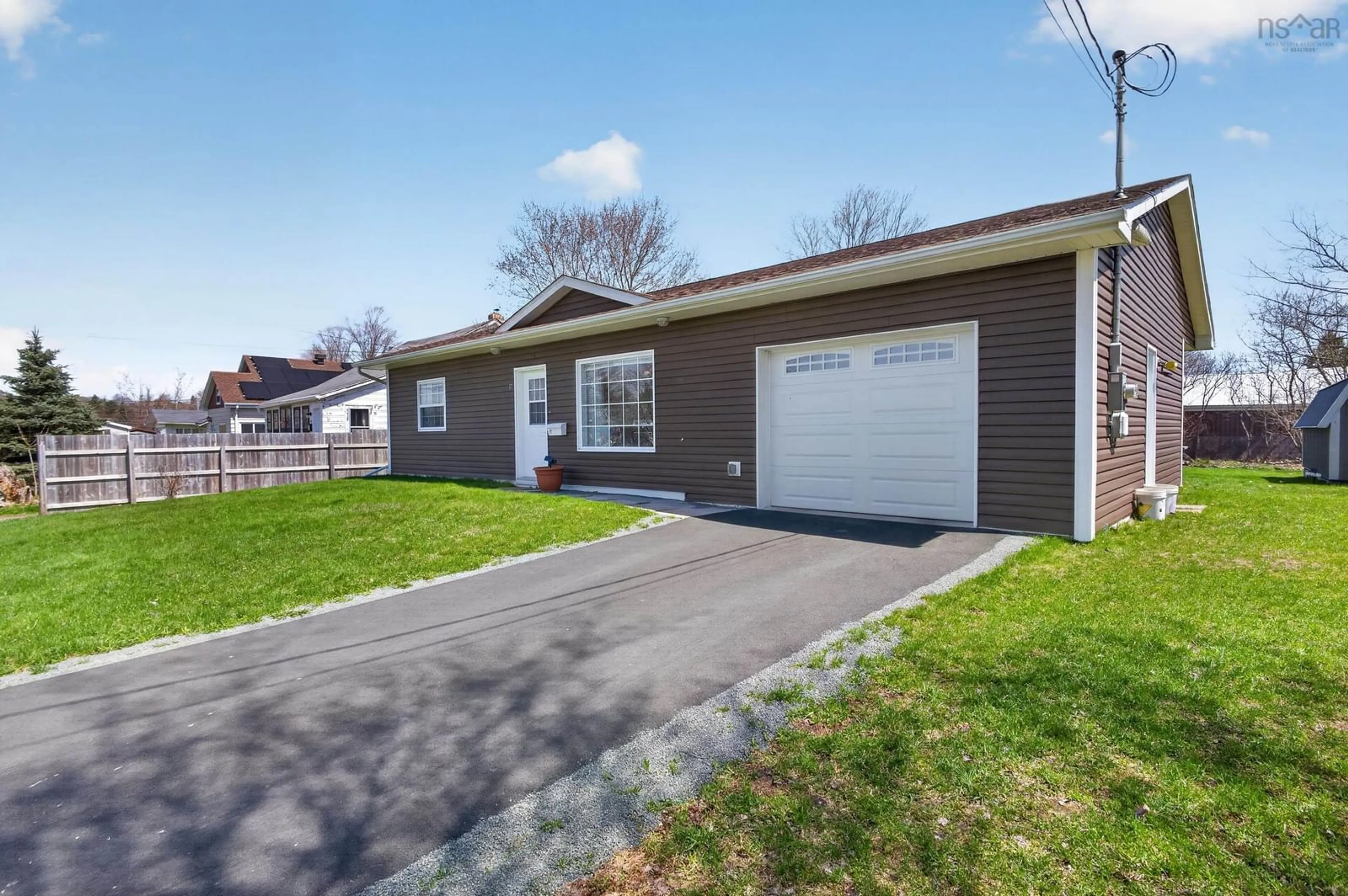 Unknown for 17 Moore St, Truro Nova Scotia B2N 4N8