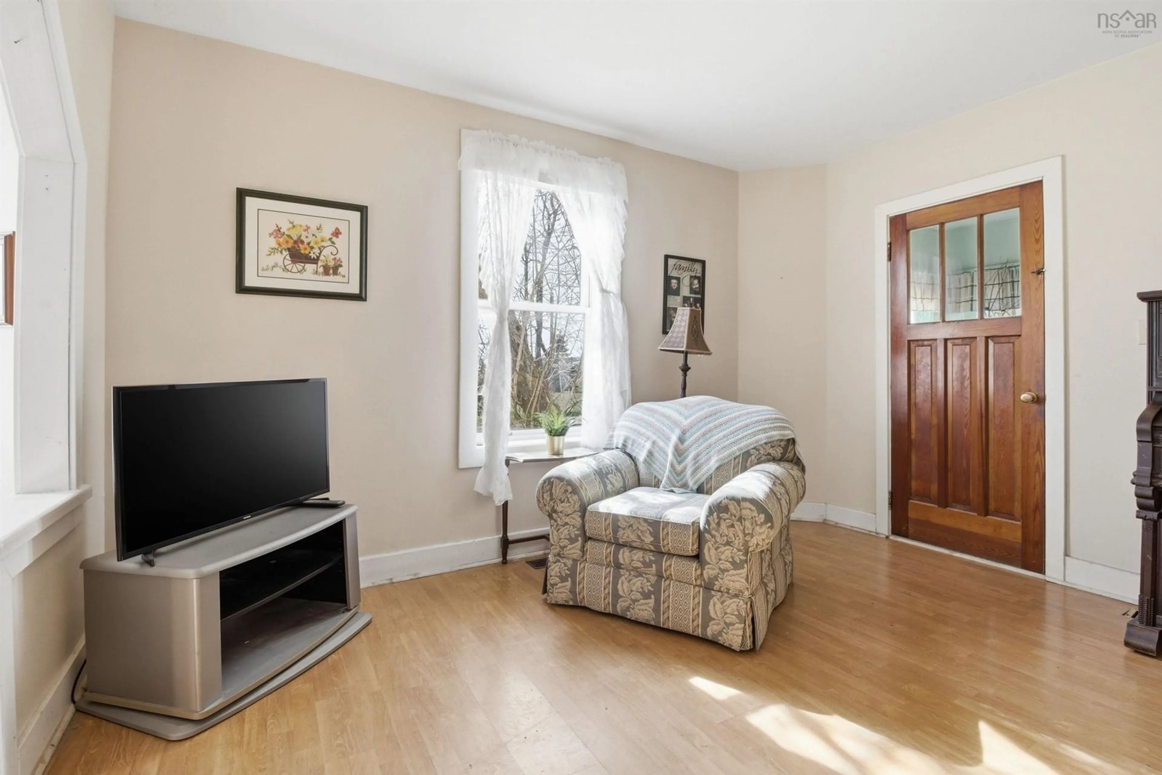 Living room with furniture, unknown for 2059 Hwy 224, Shubenacadie East Nova Scotia B0N 2H0