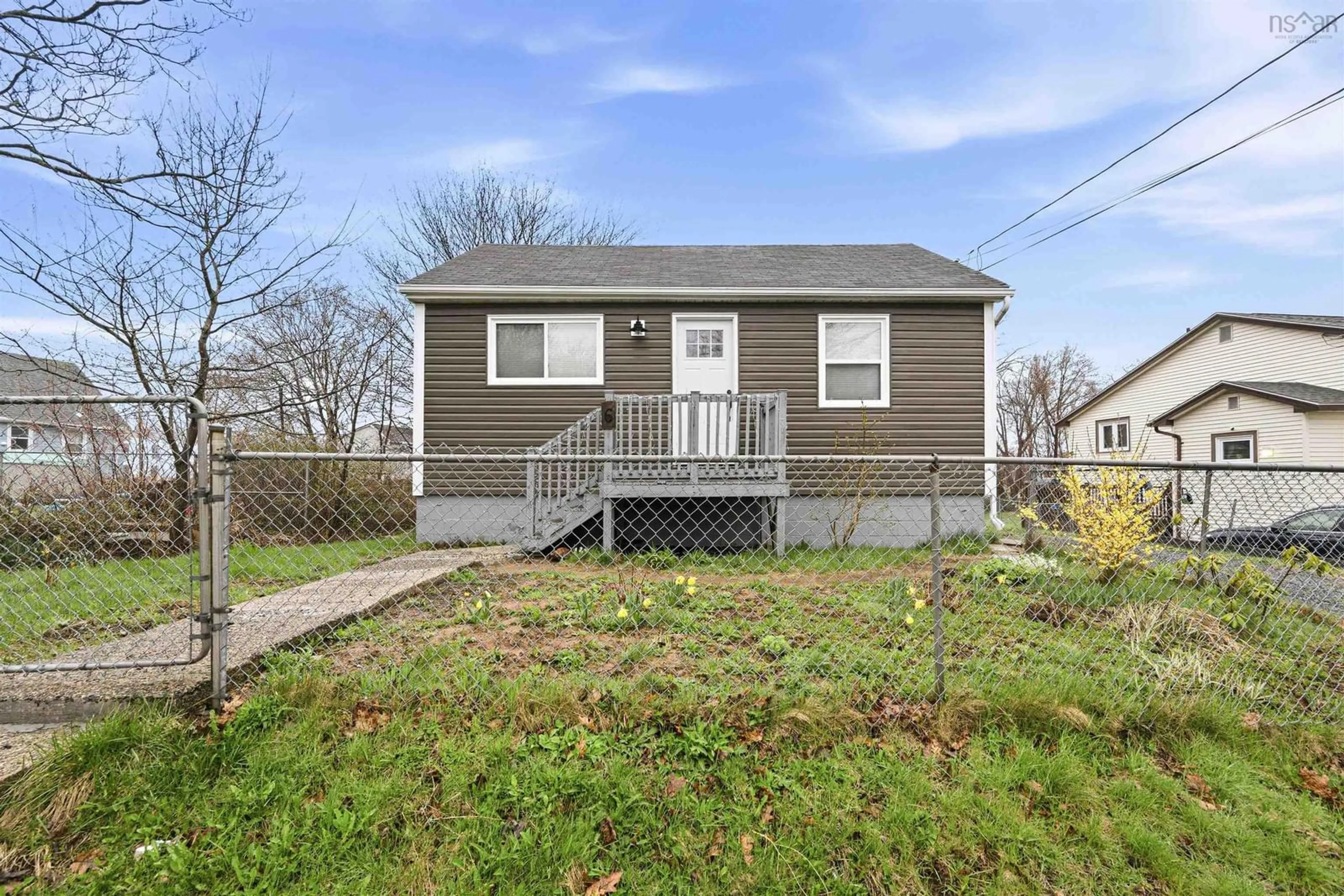 Home with vinyl exterior material, street for Sylvia Ave #6, Halifax Nova Scotia B3R 1J8