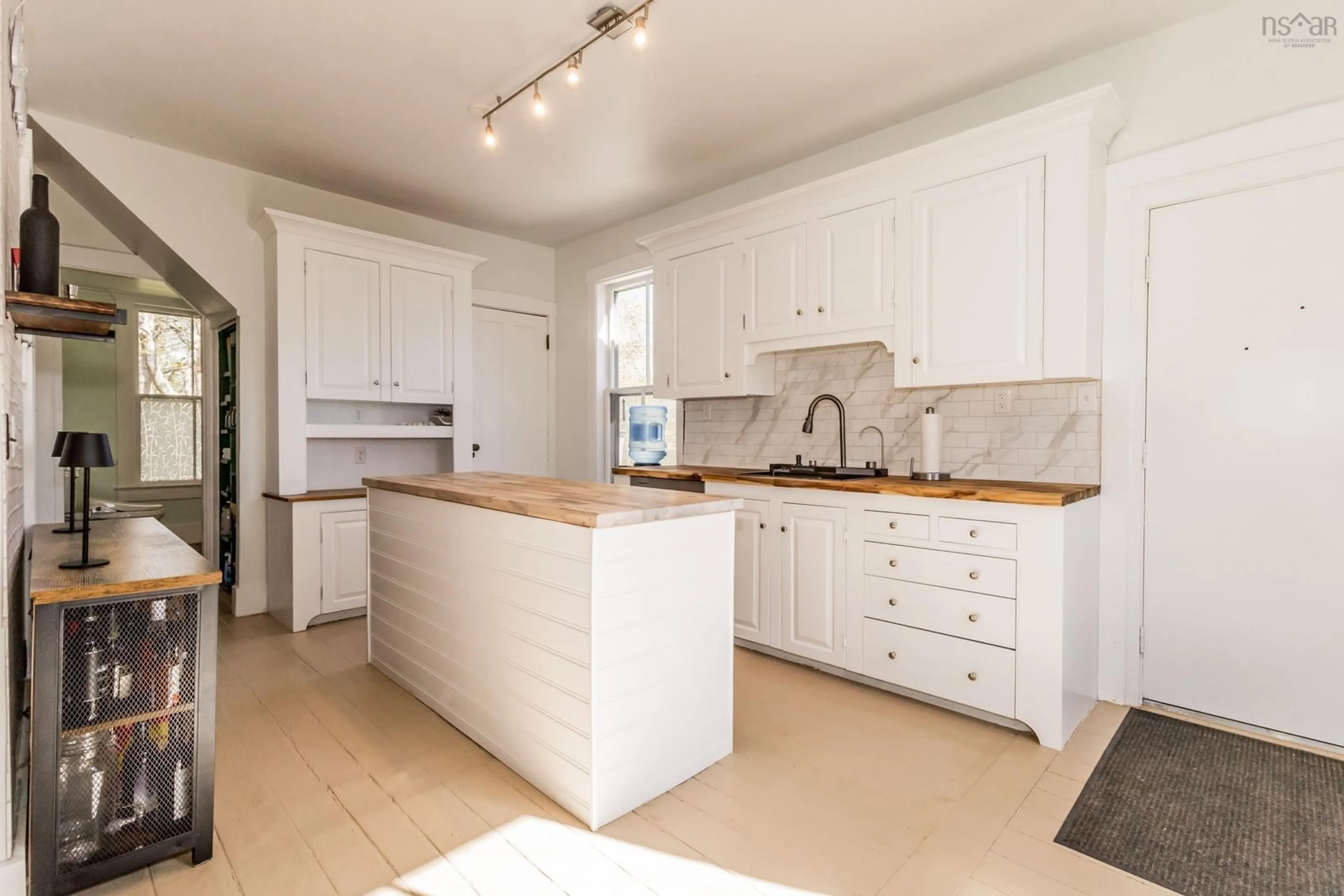 Open concept kitchen, unknown for 9640 Highway 8, Lequille Nova Scotia B0S 1A0