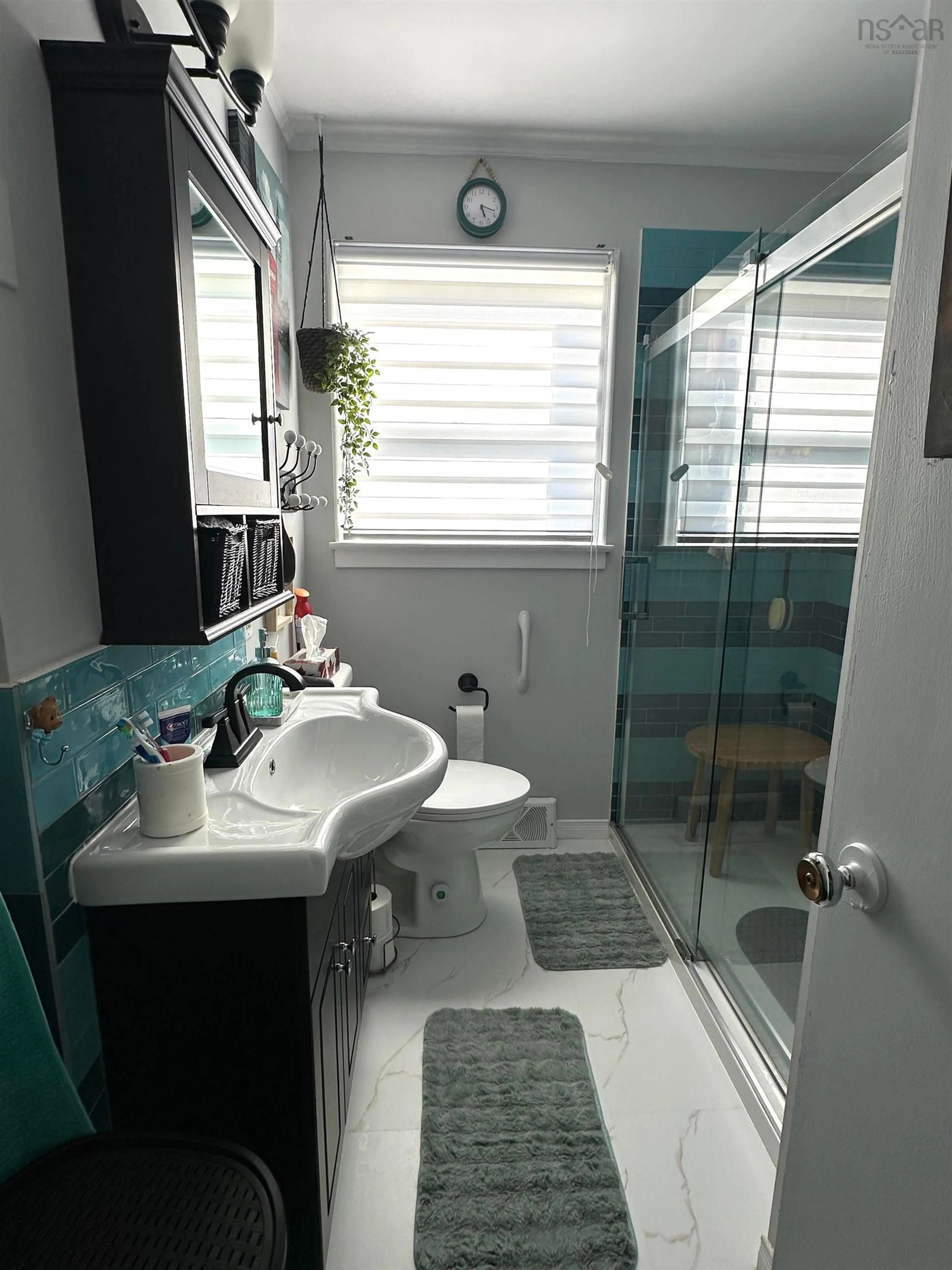 Contemporary bathroom, ceramic/tile floor for 54 Waterloo St, Liverpool Nova Scotia B0T 1K0