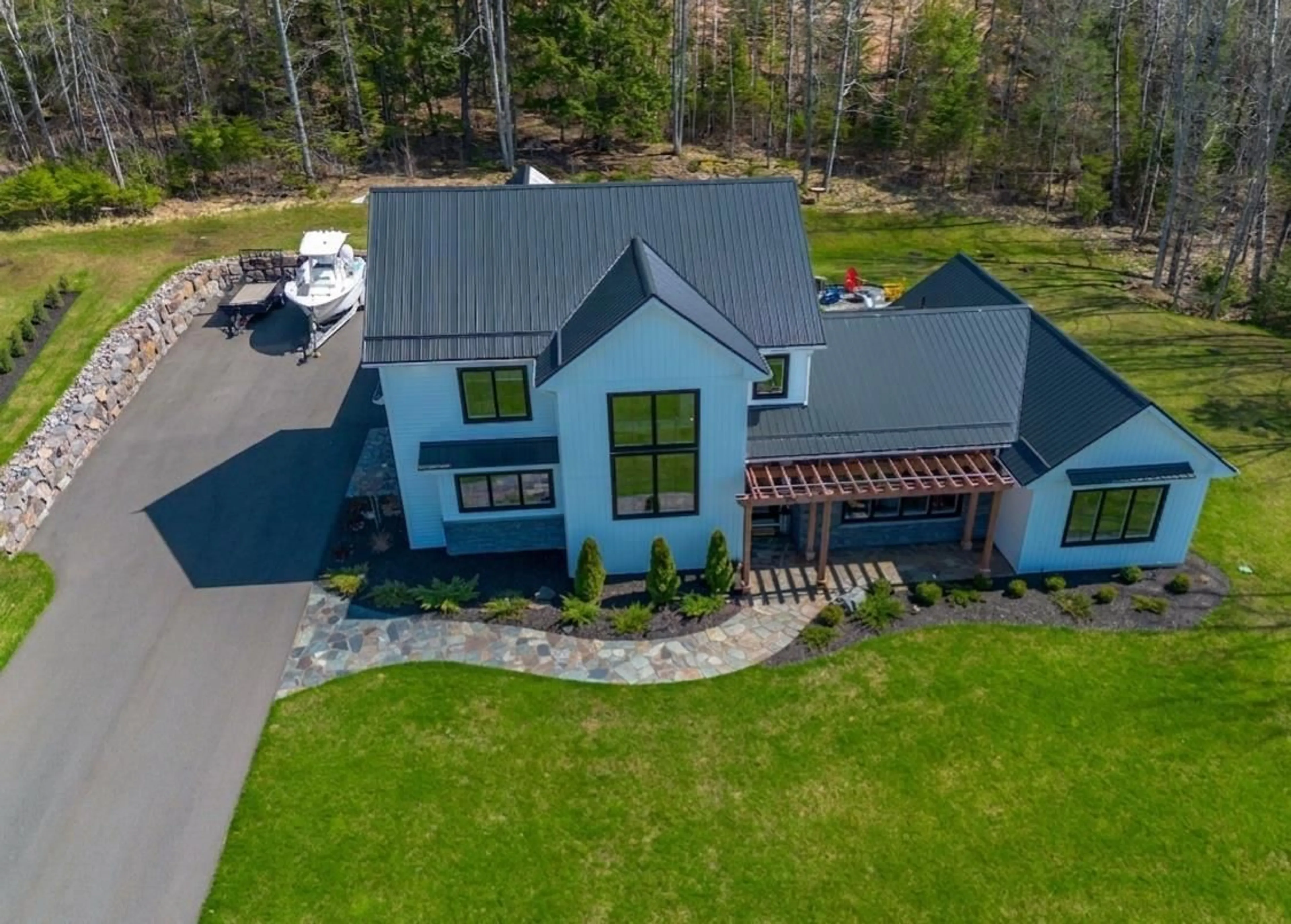 A pic from outside/outdoor area/front of a property/back of a property/a pic from drone, unknown for 18 Mount Vincent Dr, Kentville Nova Scotia B4N 0M2