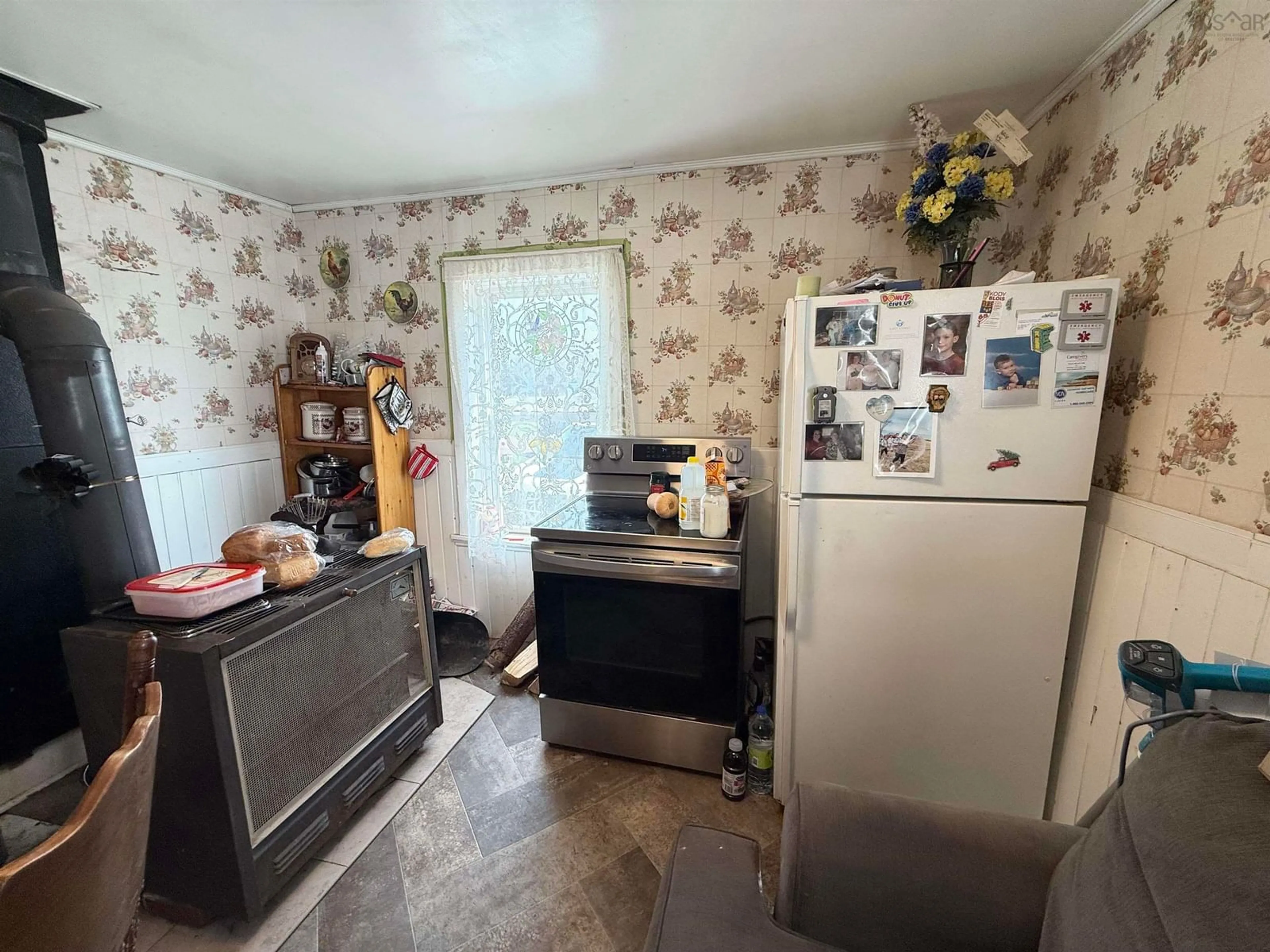 A pic of a room for 574 Burntcoat Rd, Burntcoat Nova Scotia B0N 1T0