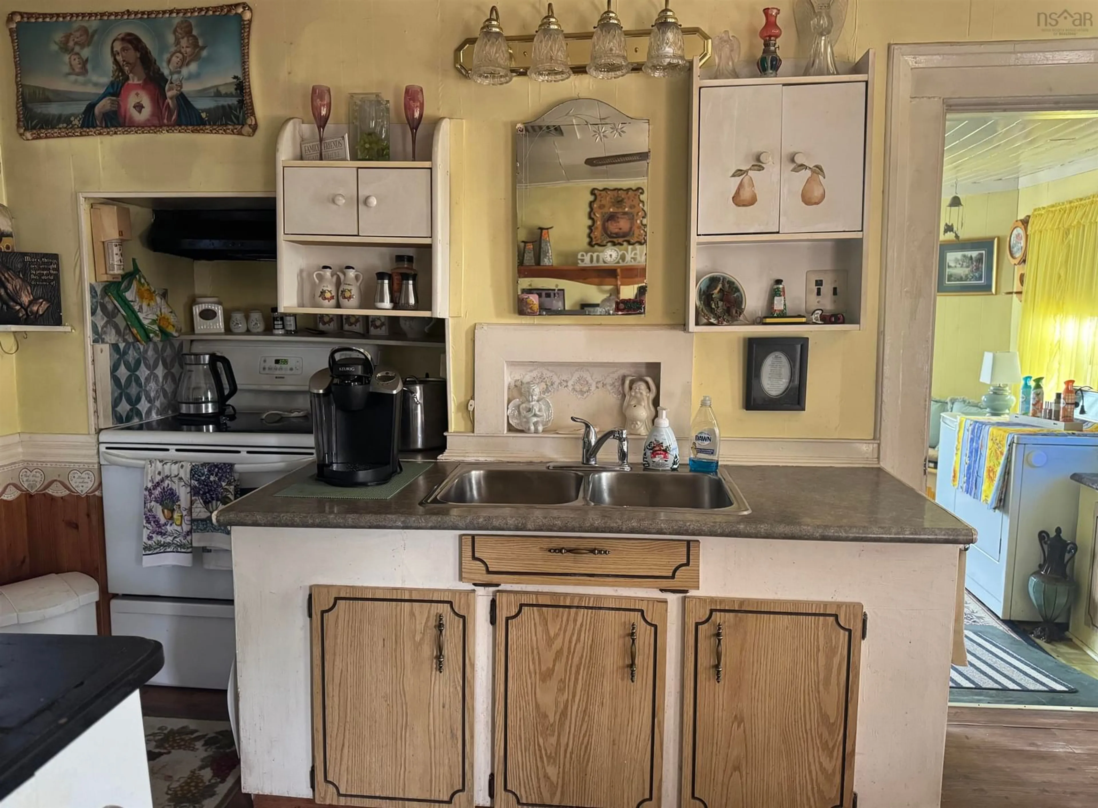 Standard kitchen, ceramic/tile floor for 1139 Old Westfield Rd, Westfield Nova Scotia B0T 1B0