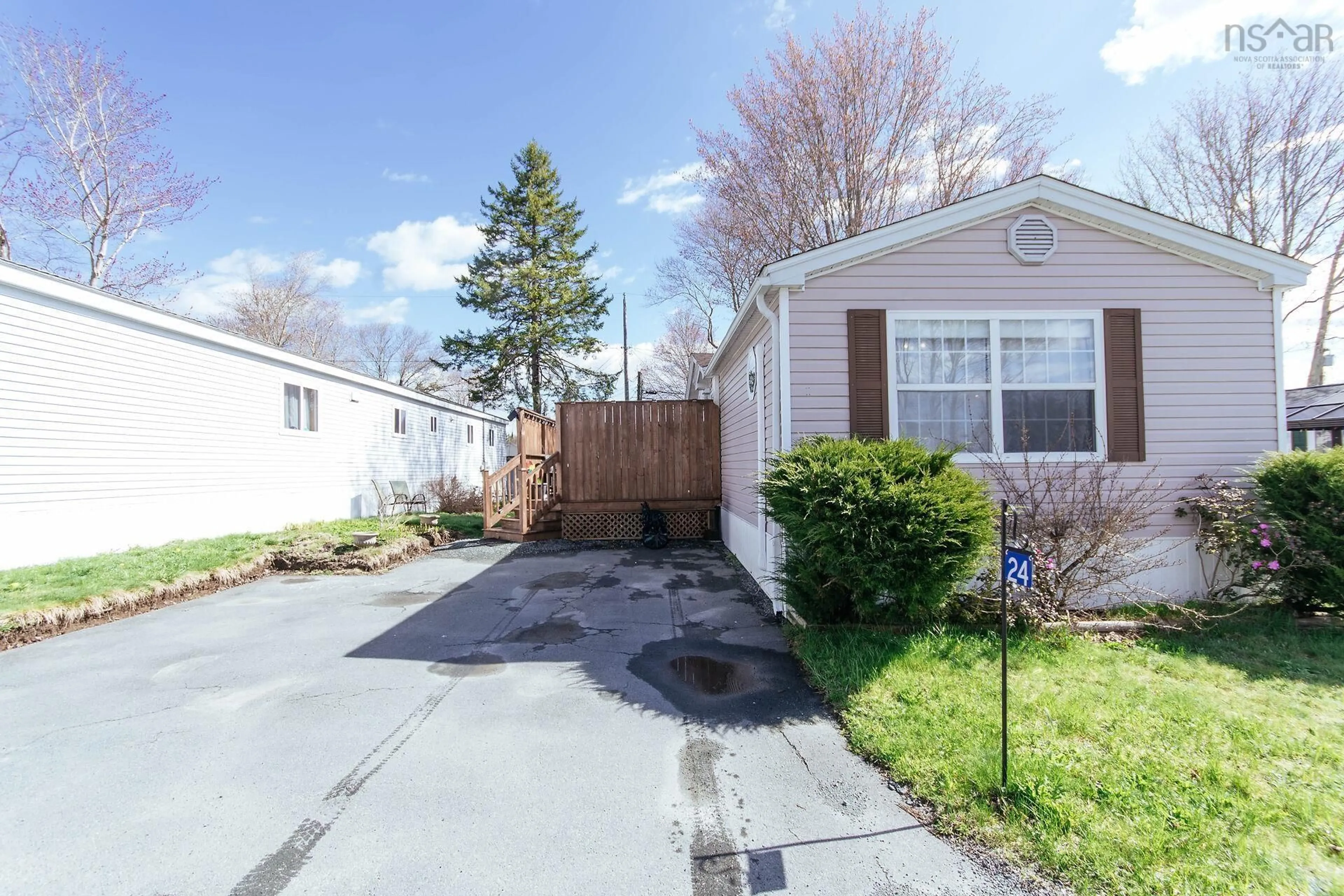 Unknown for 24 Third St, Hammonds Plains Nova Scotia B4B 1P9
