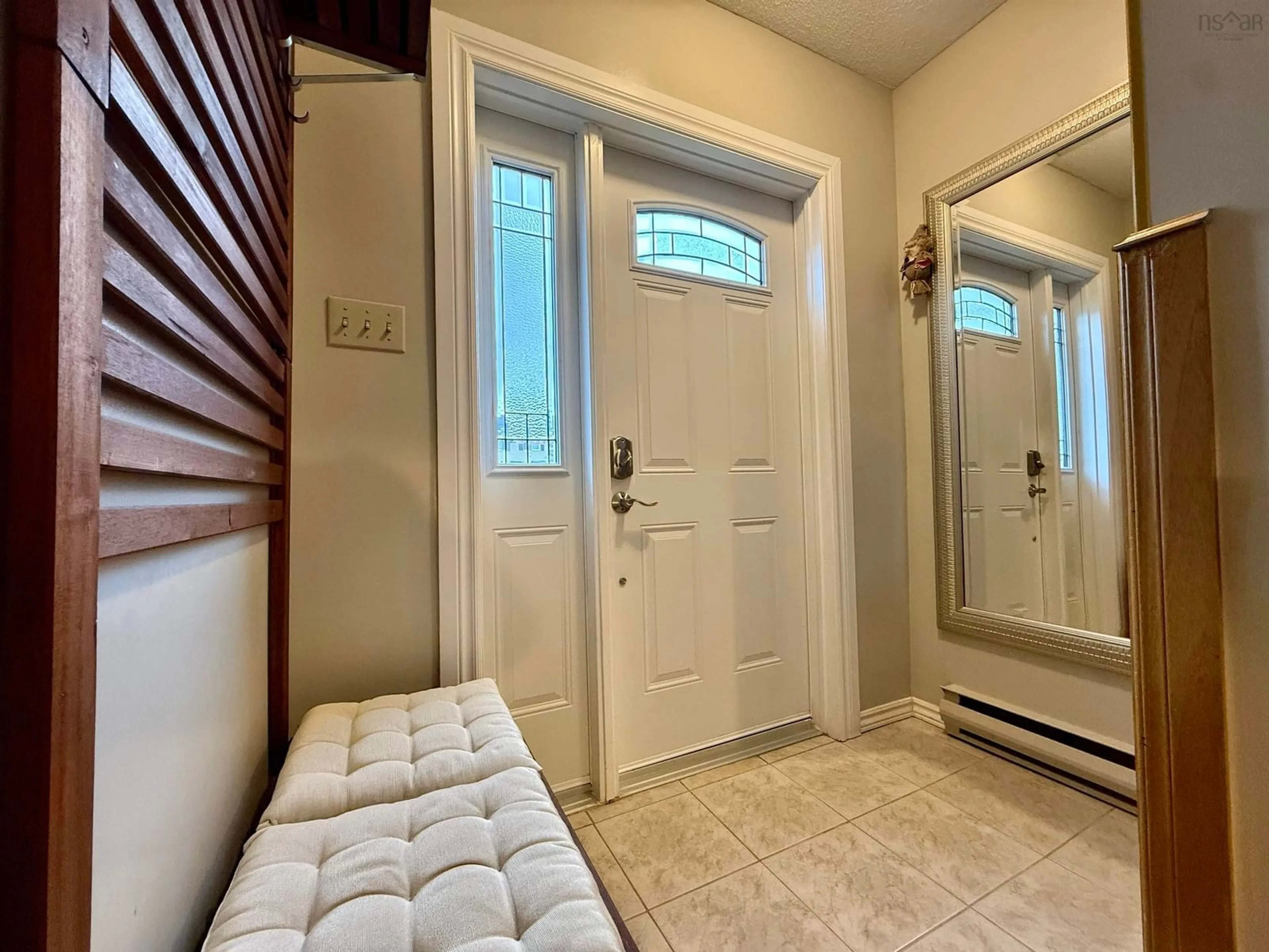 Indoor entryway for 7 Venice Crt, Dartmouth Nova Scotia B2X 3K2