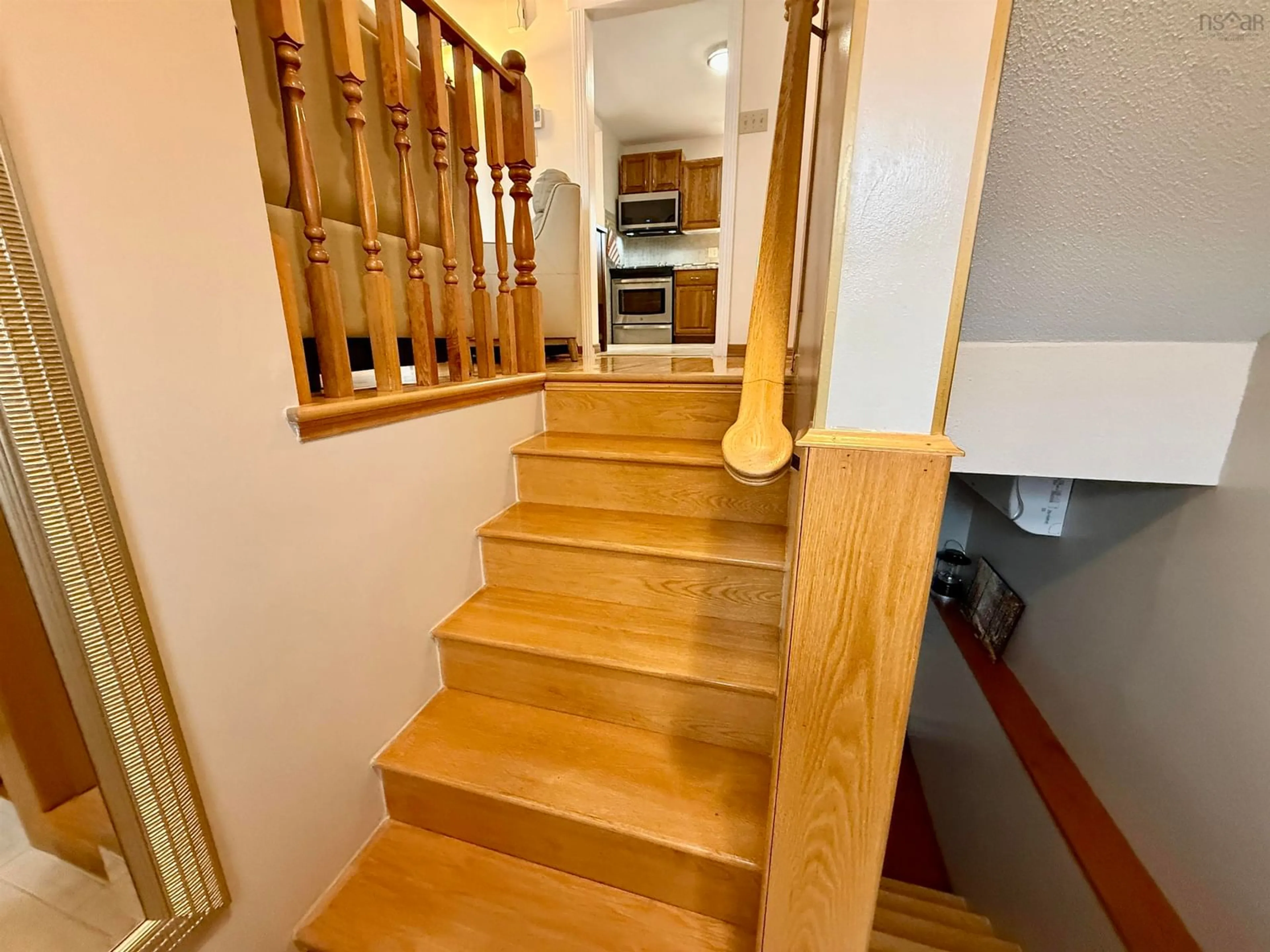 Stairs for 7 Venice Crt, Dartmouth Nova Scotia B2X 3K2