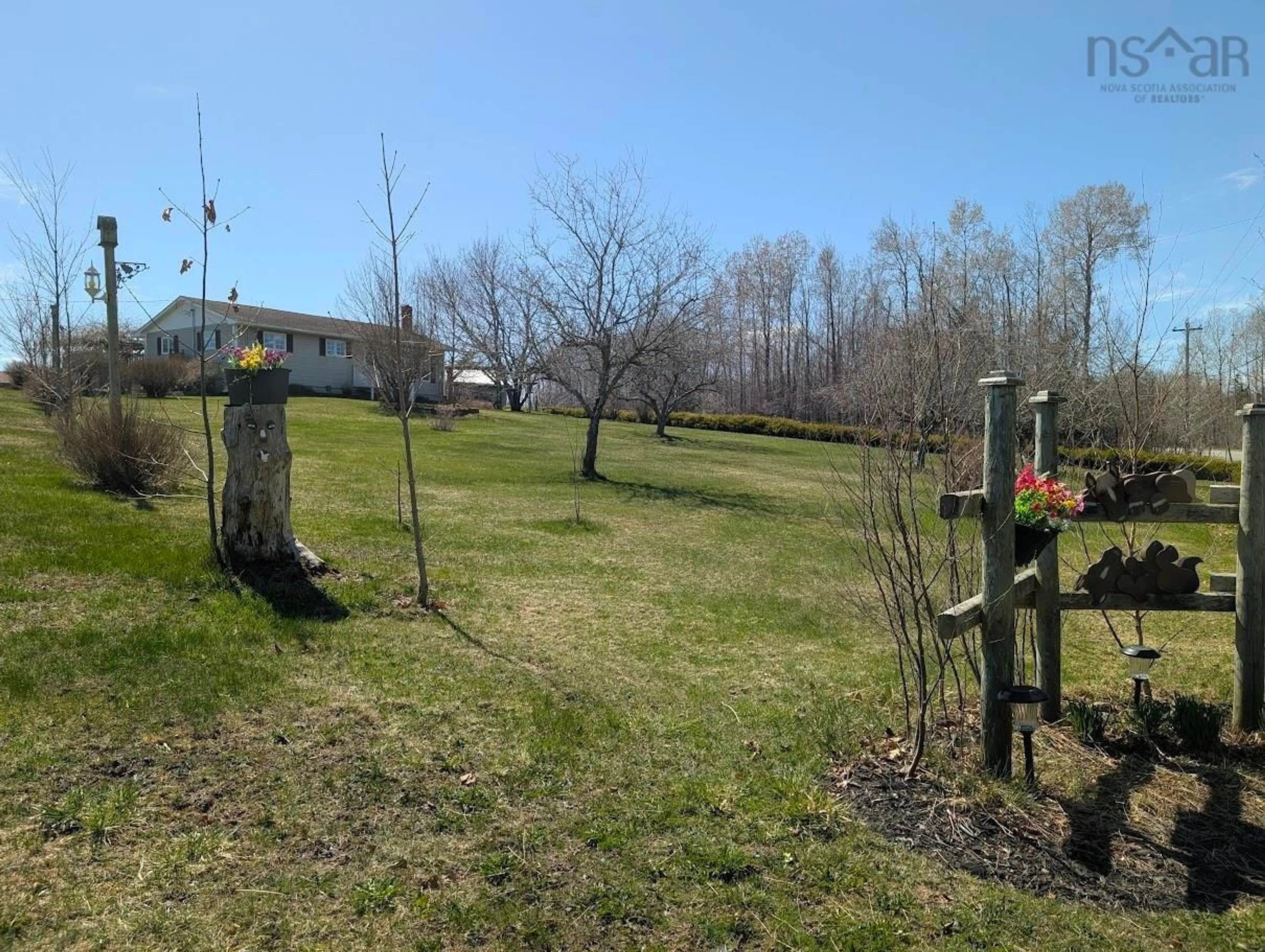 A pic from outside/outdoor area/front of a property/back of a property/a pic from drone, unknown for 251 Ben Jackson Rd, Hantsport Nova Scotia B0P 1P0