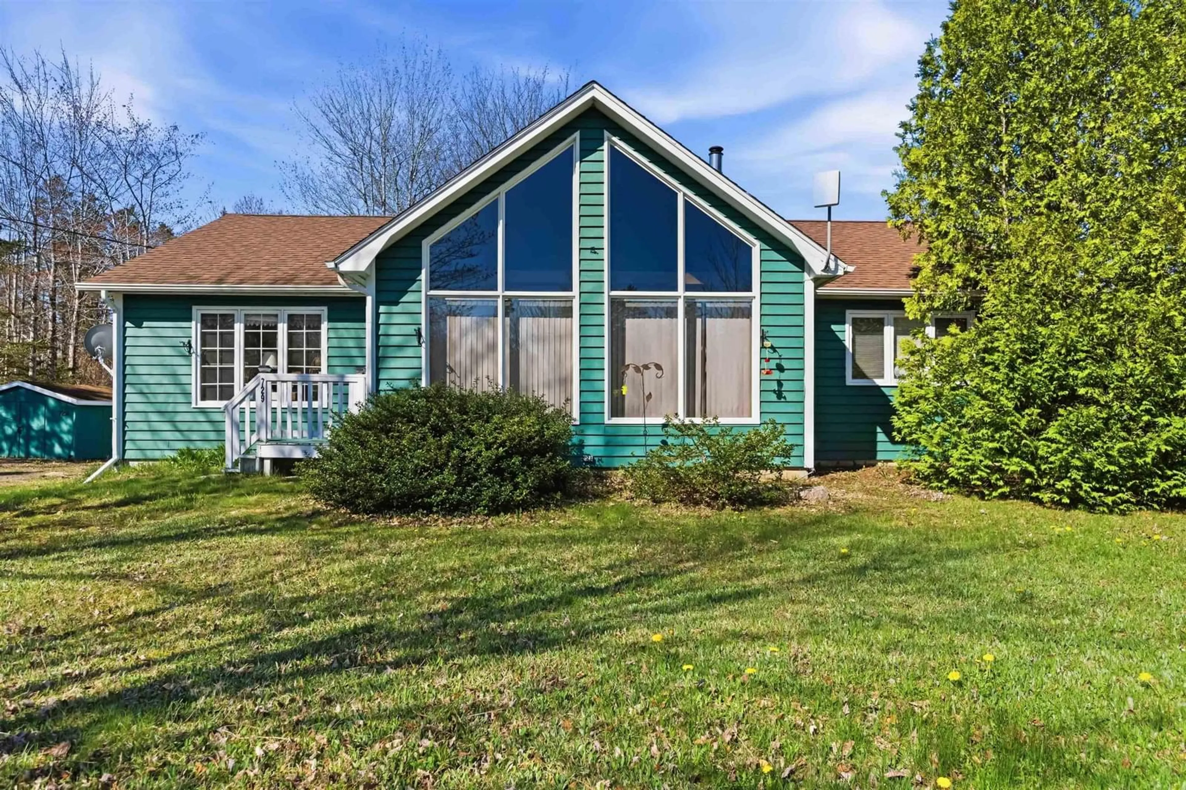 Home with vinyl exterior material, water/lake/river/ocean view for Parker Mountain Rd #729, Parkers Cove Nova Scotia B0S 1A0