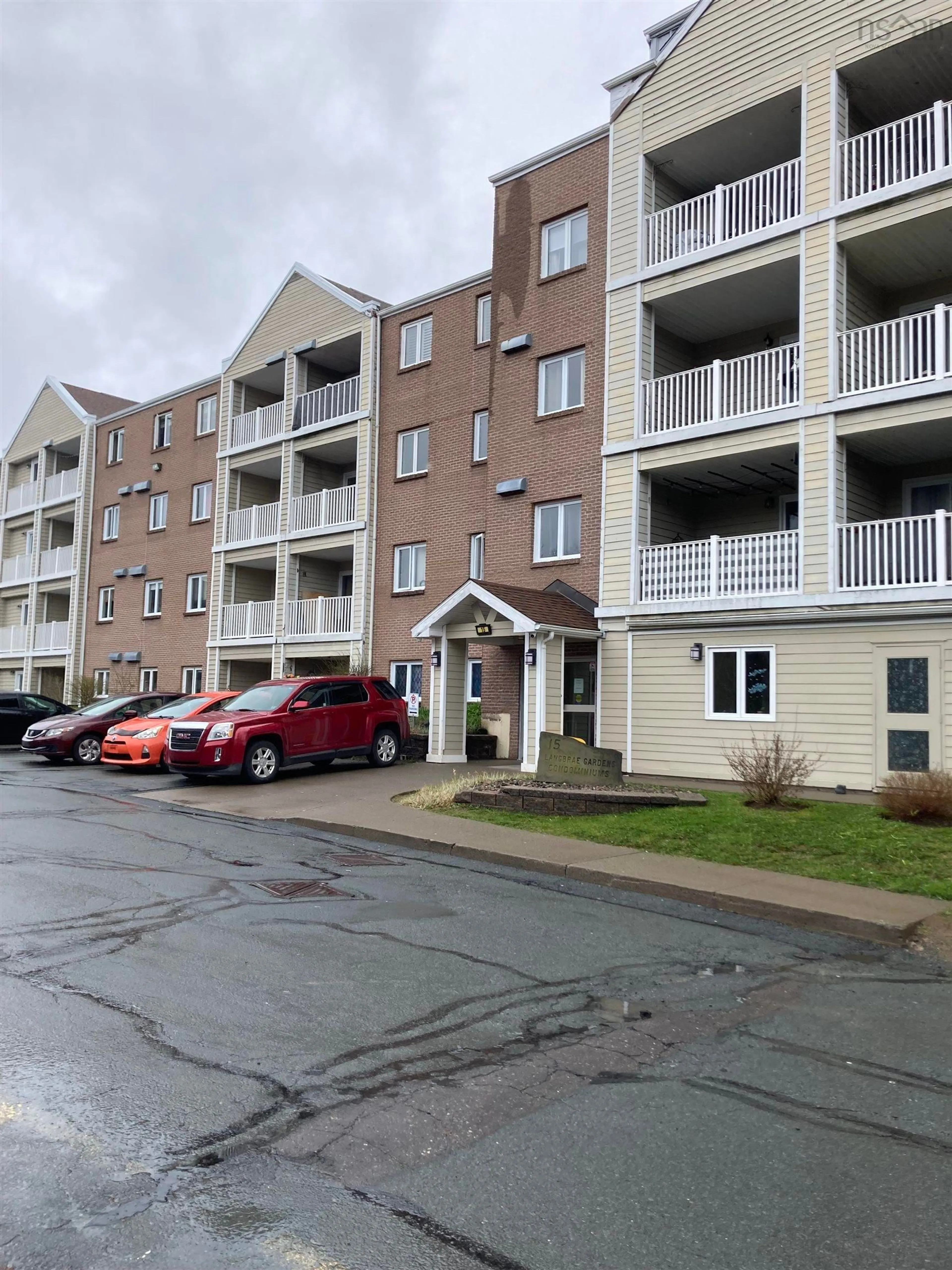 A pic from outside/outdoor area/front of a property/back of a property/a pic from drone, street for 15 Langbrae Dr #103, Halifax Nova Scotia B3M 3W5