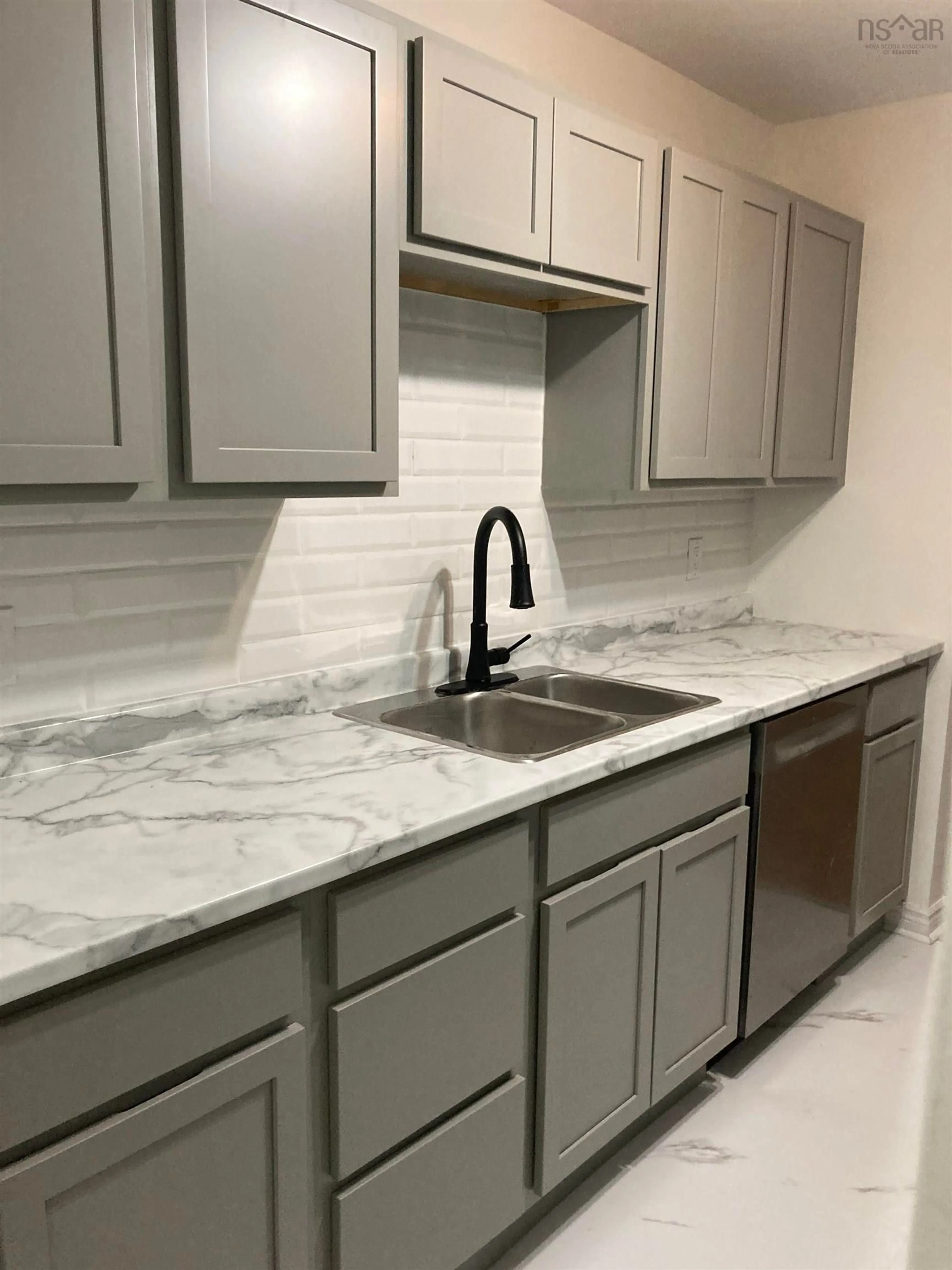 Standard kitchen, ceramic/tile floor for 15 Langbrae Dr #103, Halifax Nova Scotia B3M 3W5