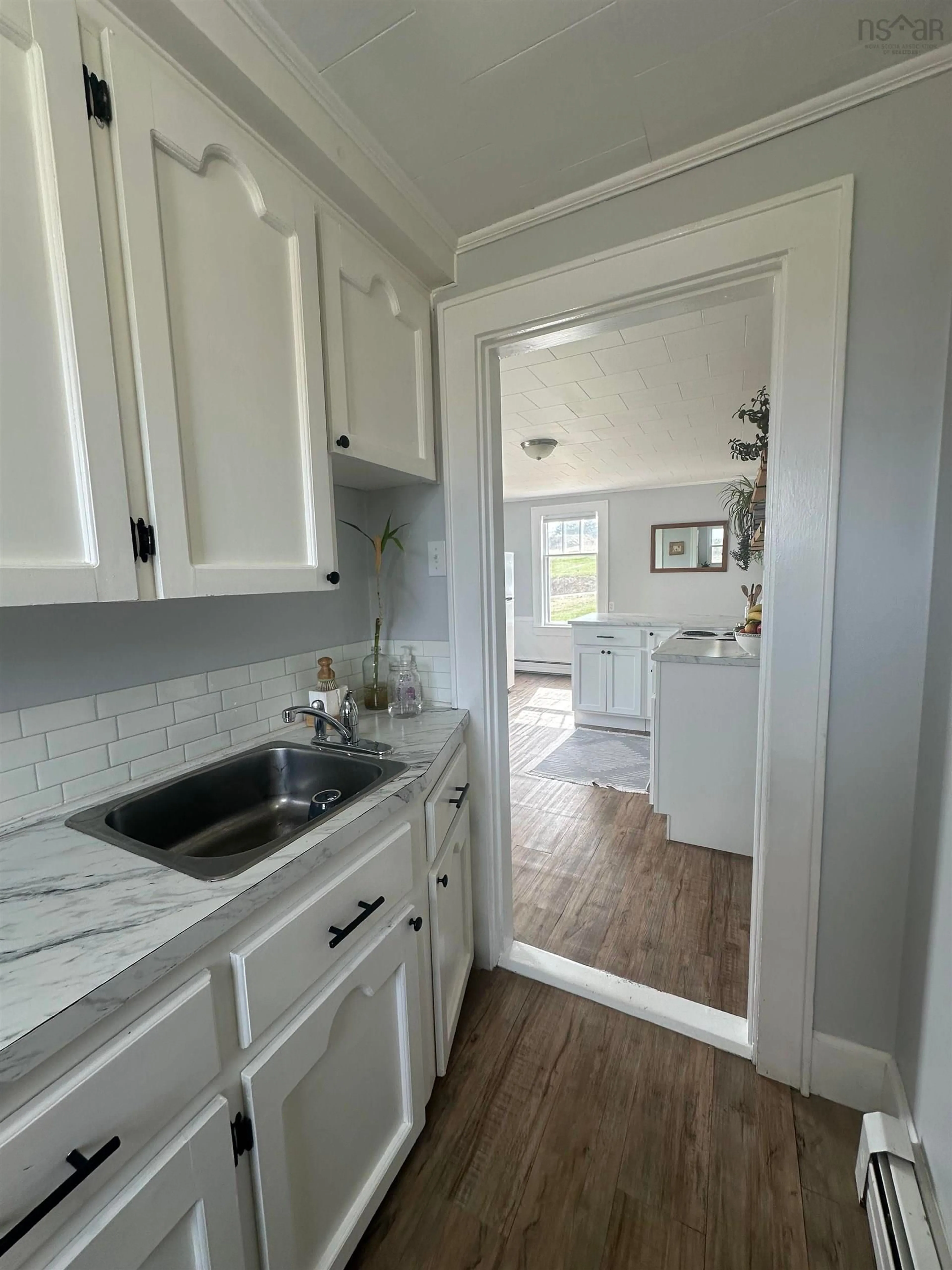 Standard kitchen, unknown for 2910 Highway 308, Amiraults Hill Nova Scotia B0W 2M0