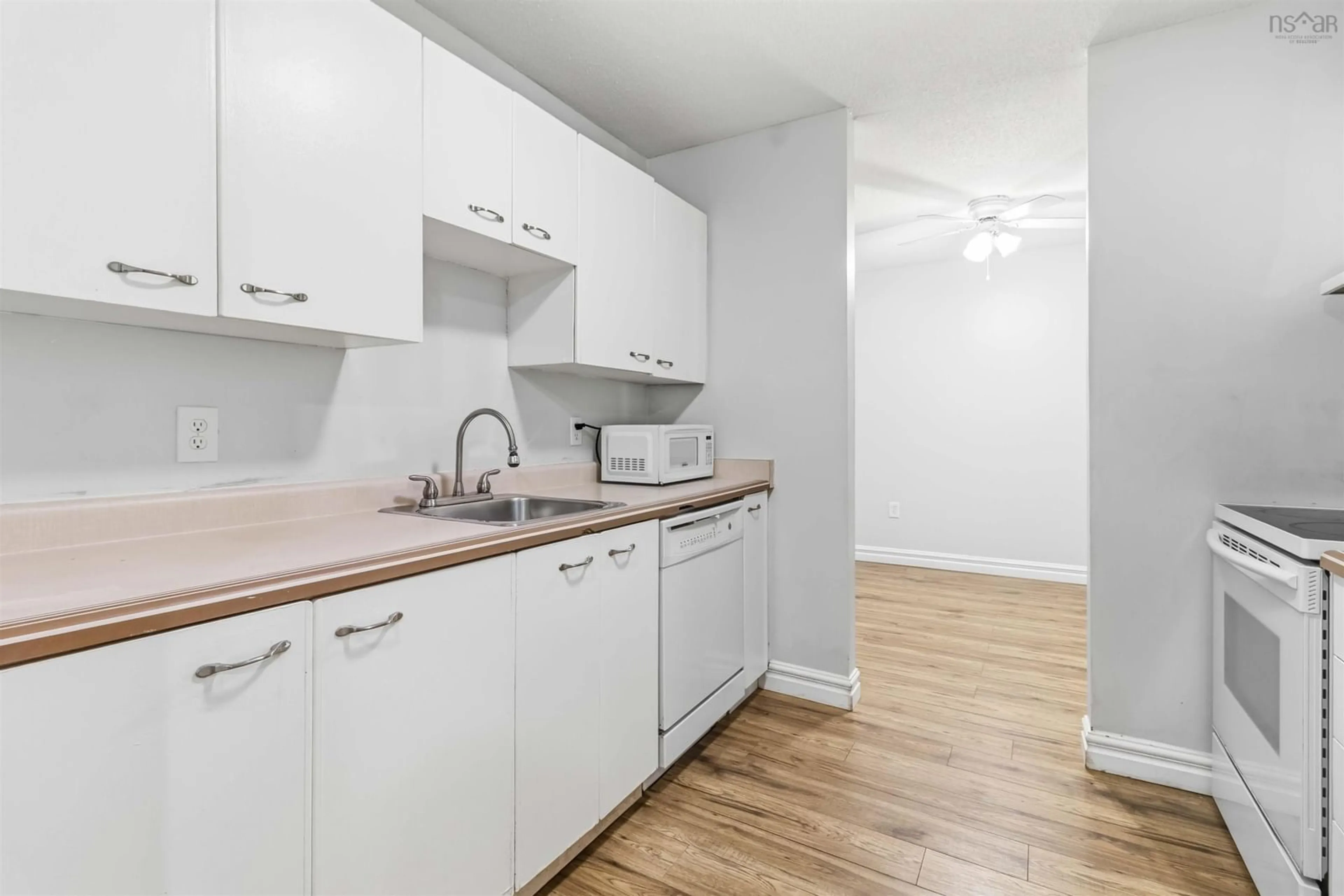 Standard kitchen, unknown for 7 Forest Hills Parkway #322, Cole Harbour Nova Scotia B2W 0M4