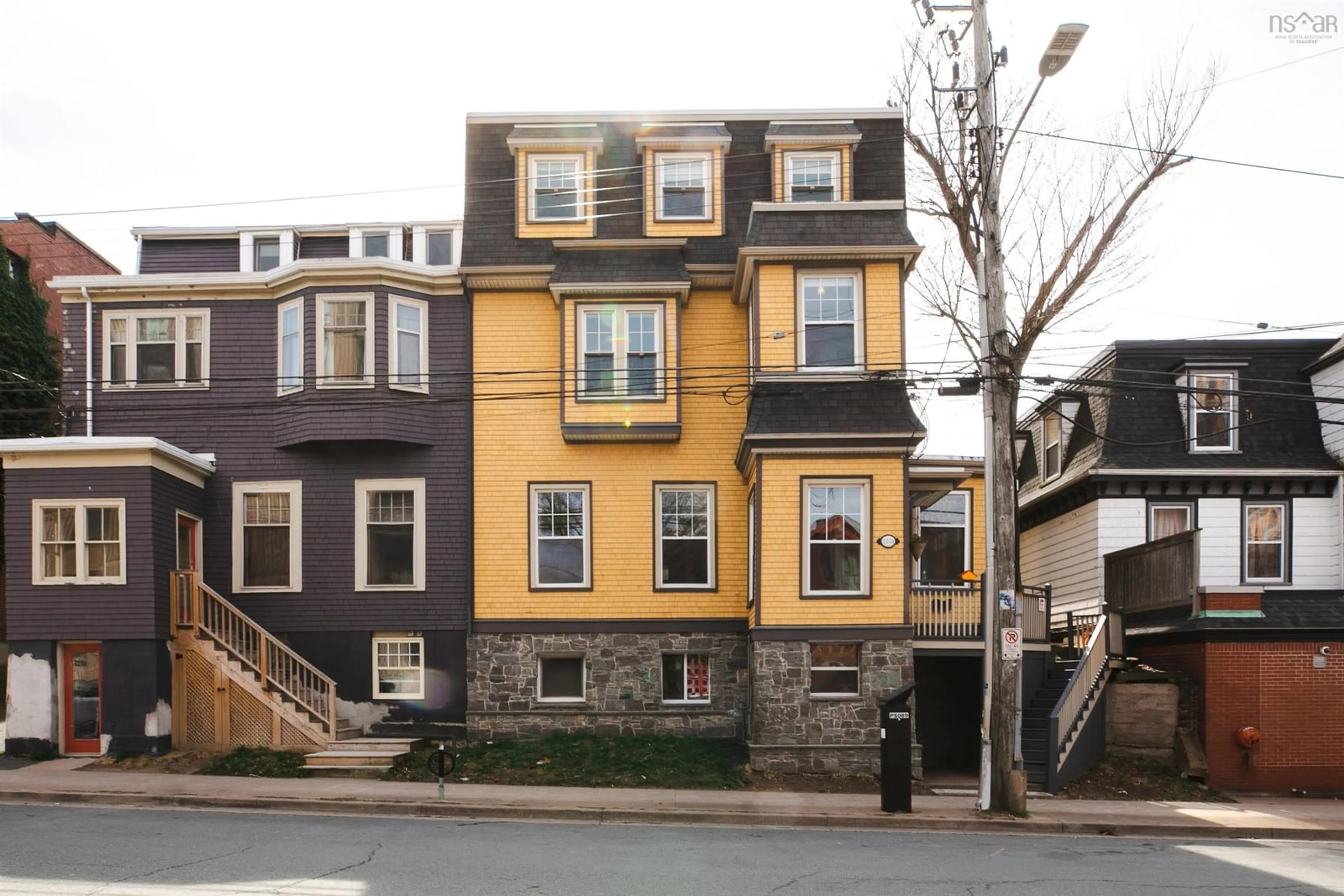 Unknown for 1278 Queen St, Halifax Nova Scotia B3J 2H4
