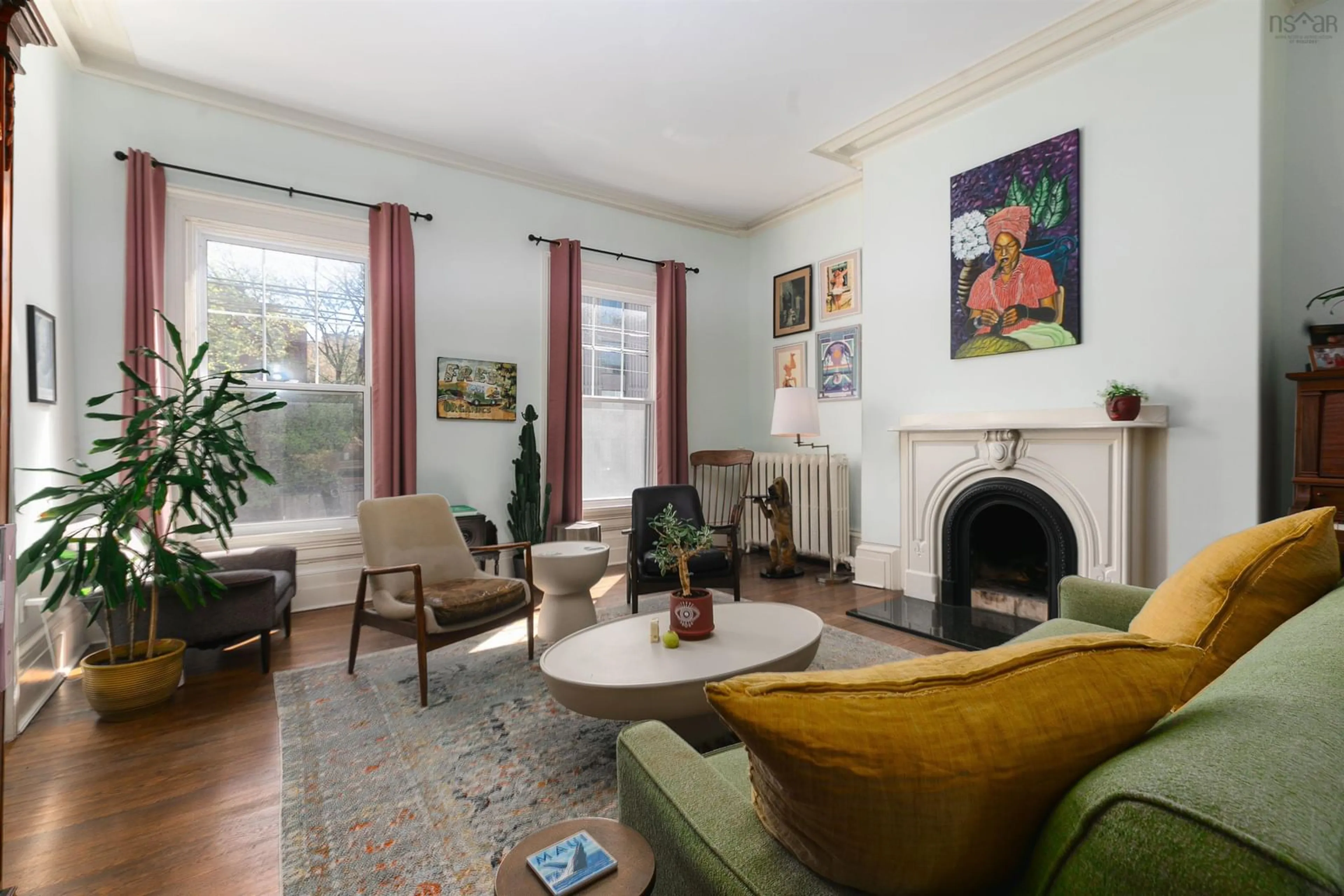Living room with furniture, unknown for 1278 Queen St, Halifax Nova Scotia B3J 2H4