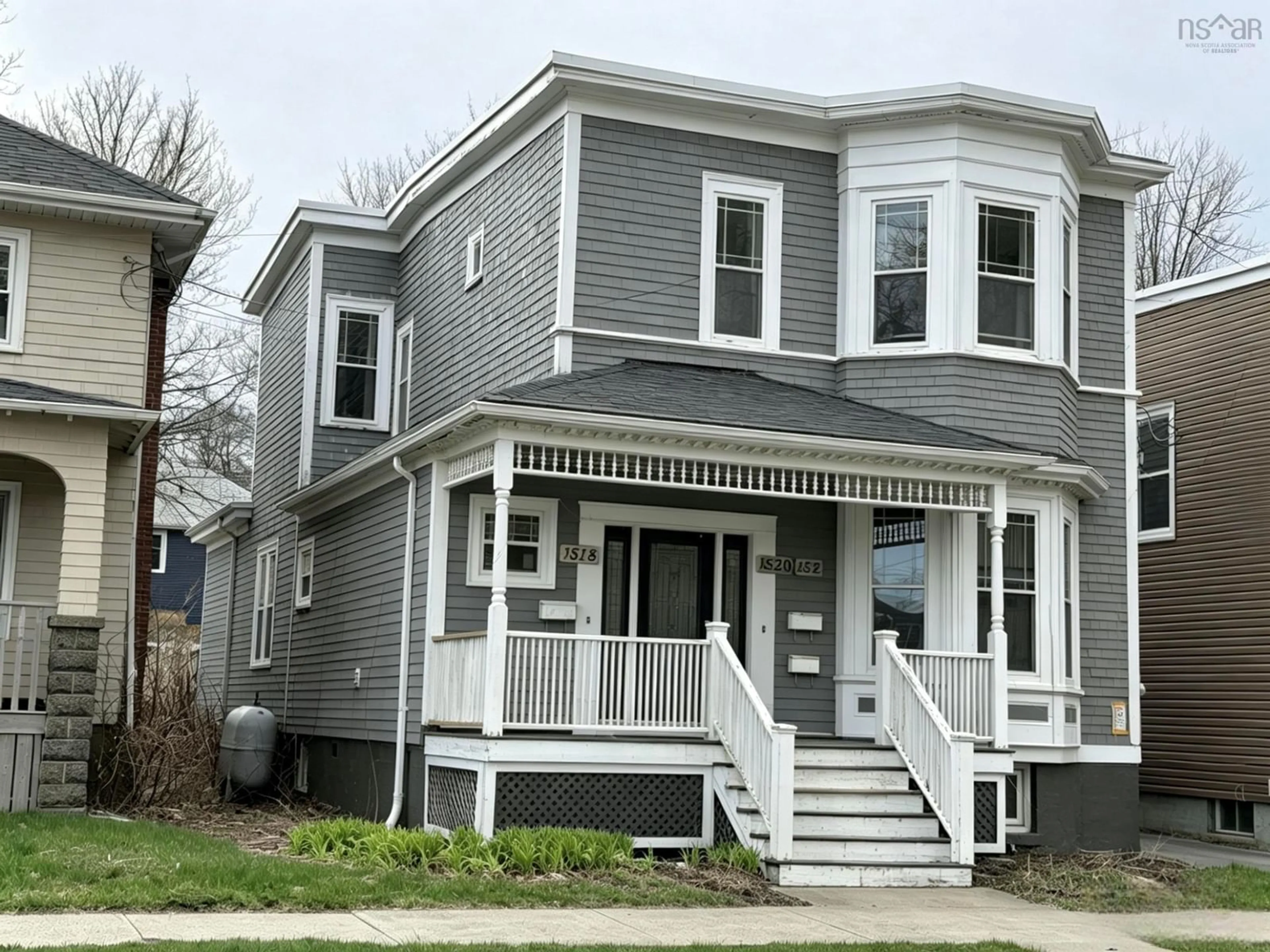 Home with vinyl exterior material, street for 1518-1522 Robie St, Halifax Nova Scotia B3H 3E4