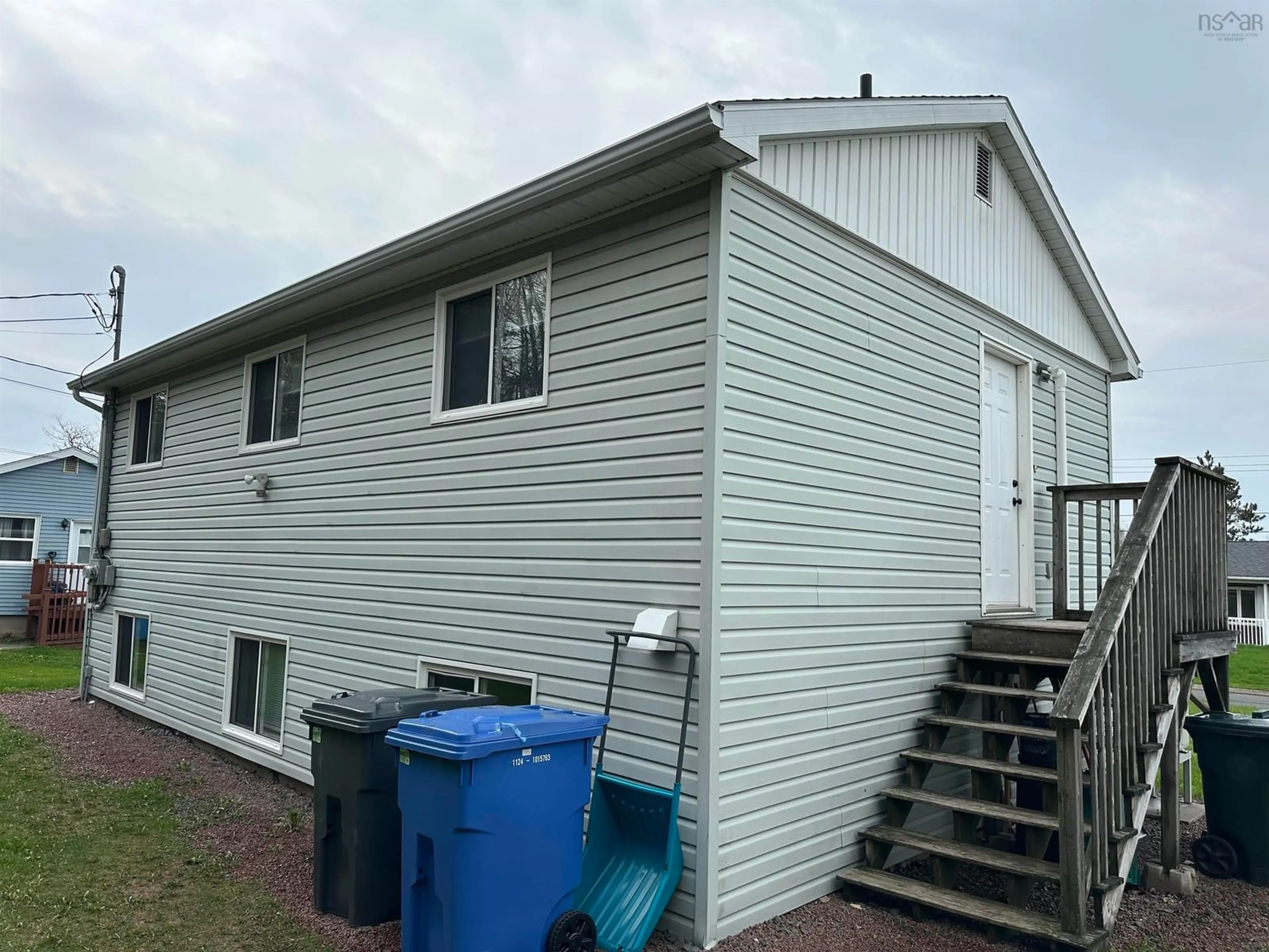 Home with vinyl exterior material, building for 16 Martin St, Antigonish Nova Scotia B2G 1P9