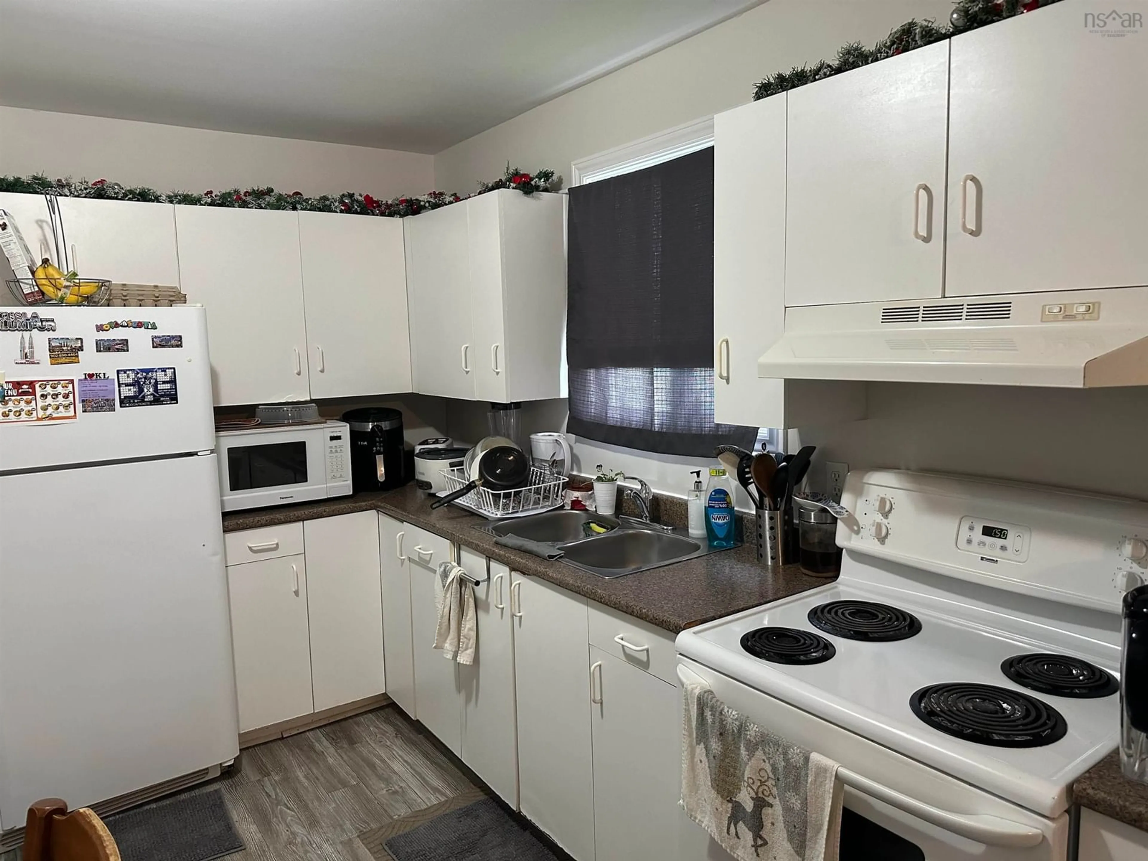 Standard kitchen, unknown for 16 Martin St, Antigonish Nova Scotia B2G 1P9