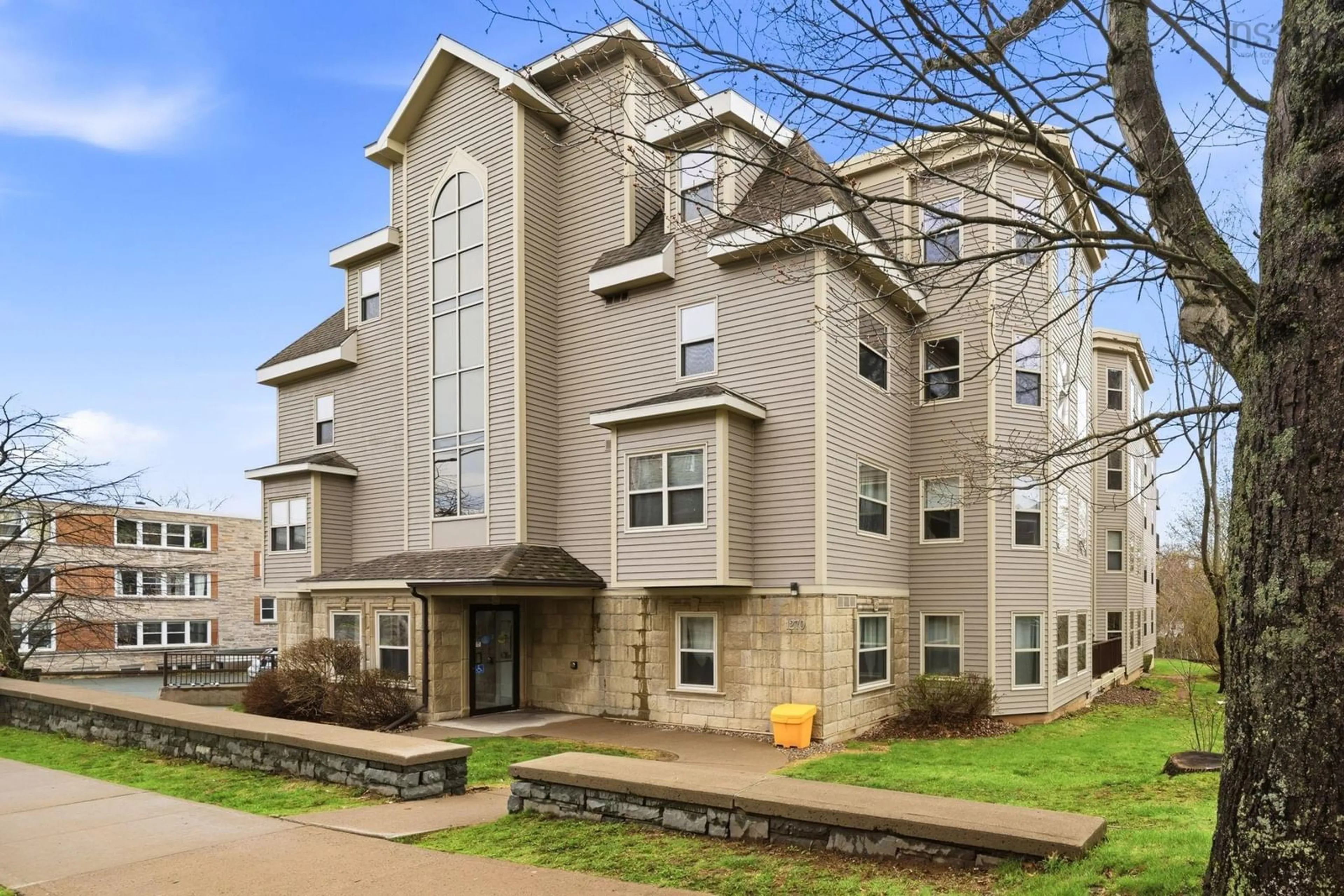 Unknown for 1270 Oxford St #301, Halifax Nova Scotia B3H 3Y8