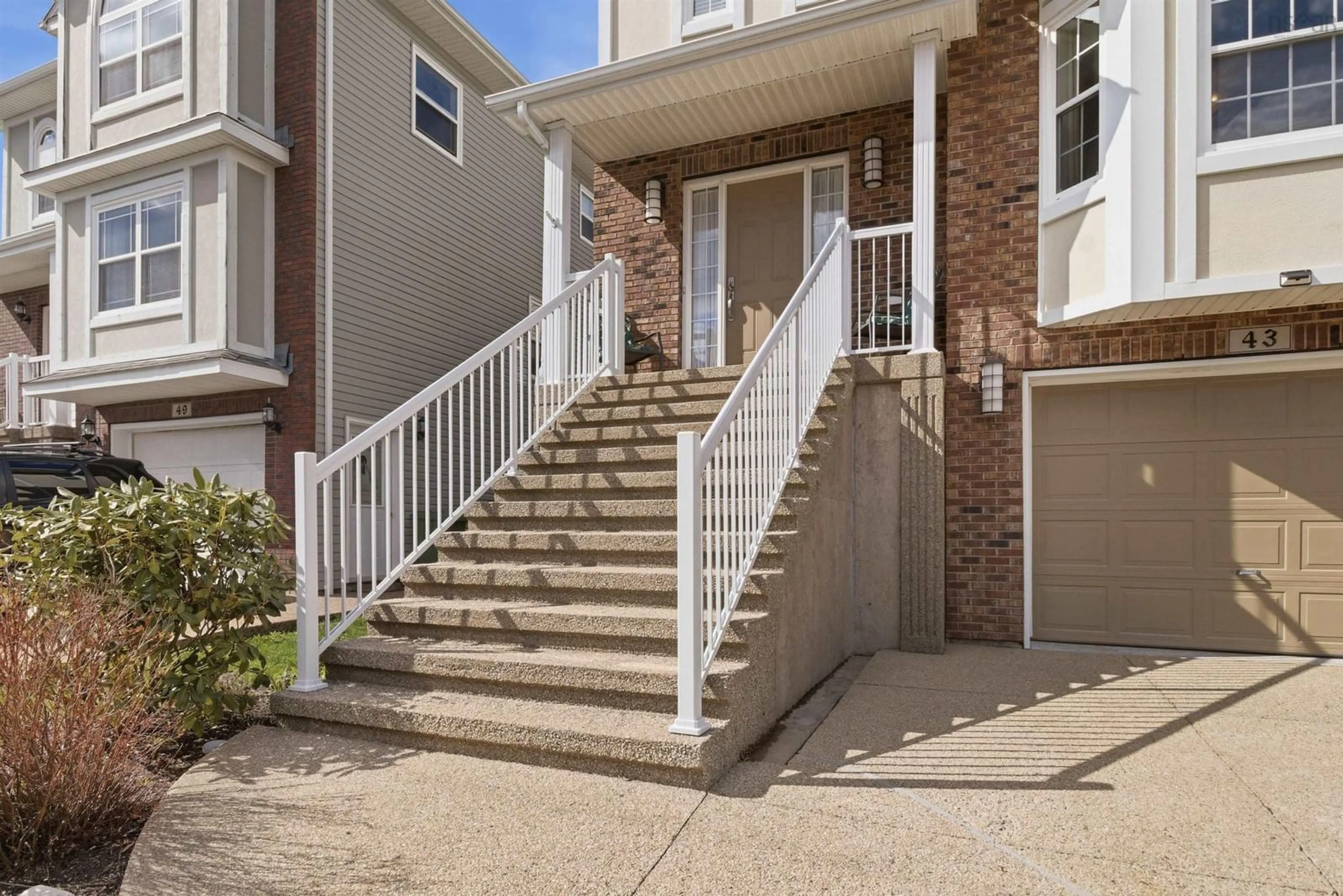 Stairs for 43 Fathom Crt, Halifax Nova Scotia B3M 0A7
