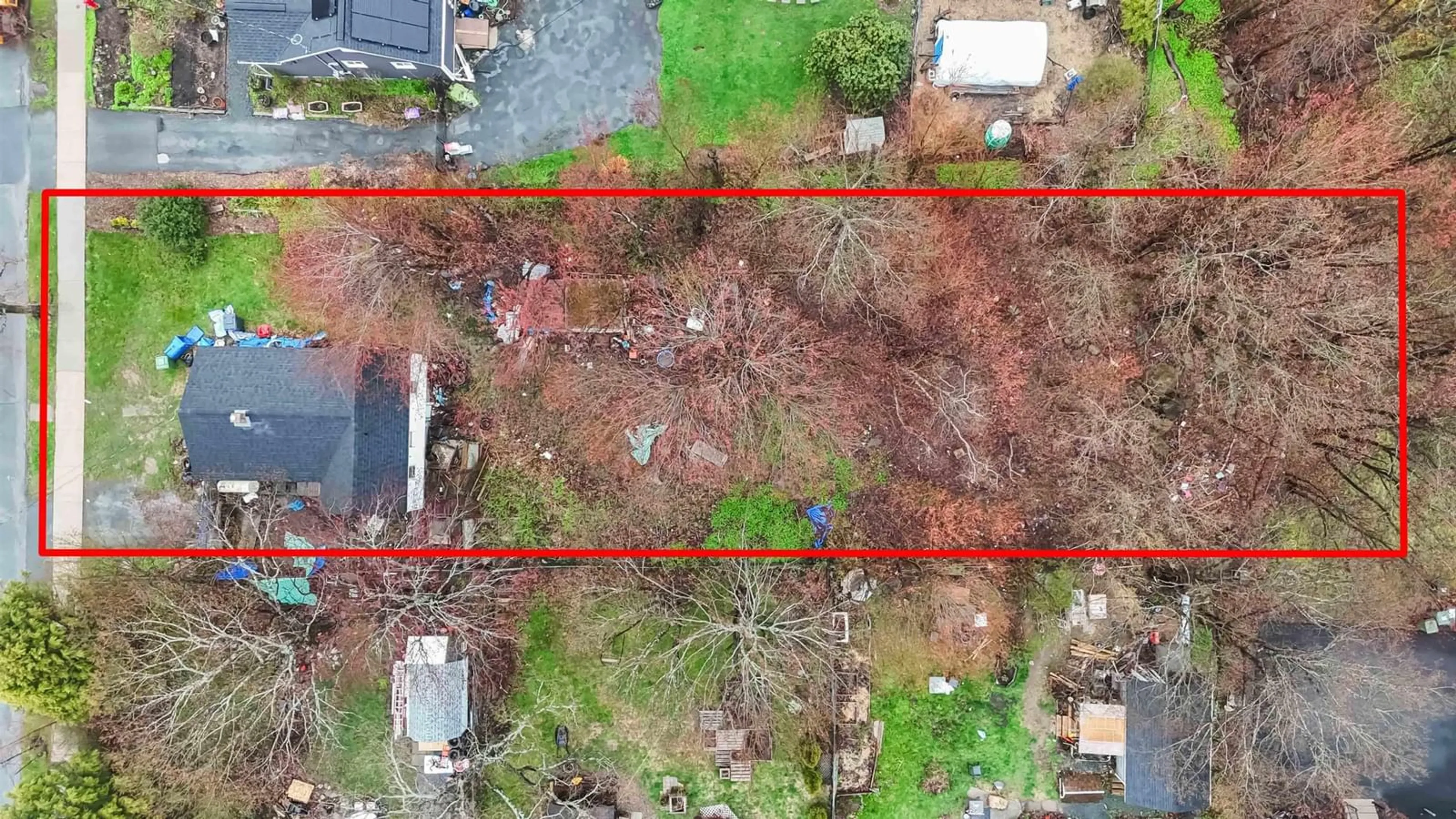 A pic from outside/outdoor area/front of a property/back of a property/a pic from drone, unknown for 36 Brule St, Dartmouth Nova Scotia B3A 4G4