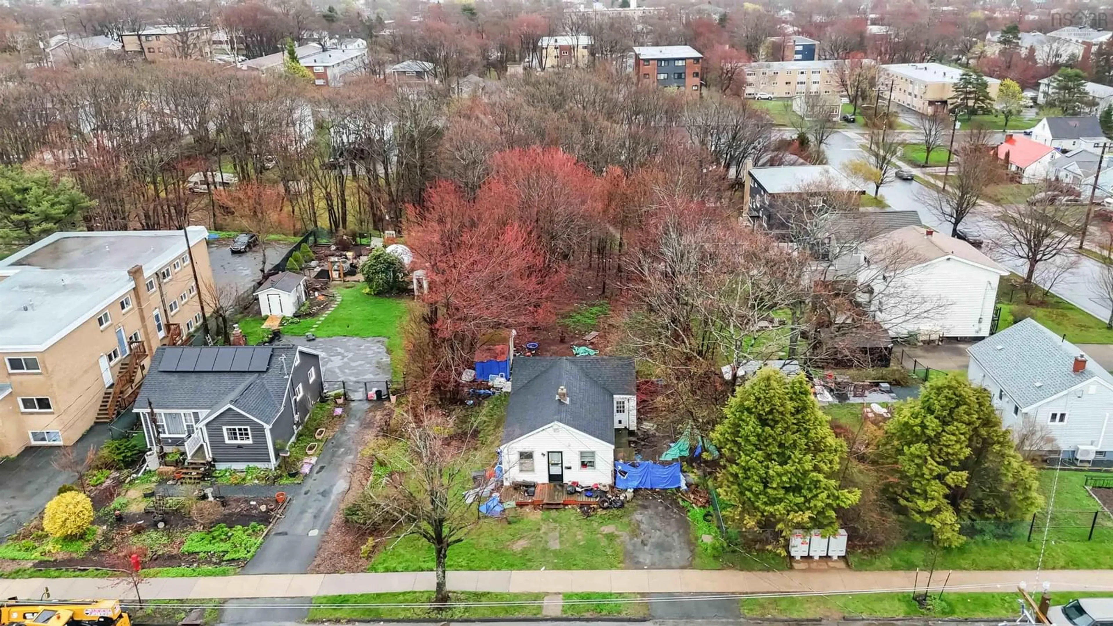 A pic from outside/outdoor area/front of a property/back of a property/a pic from drone, street for 36 Brule St, Dartmouth Nova Scotia B3A 4G4
