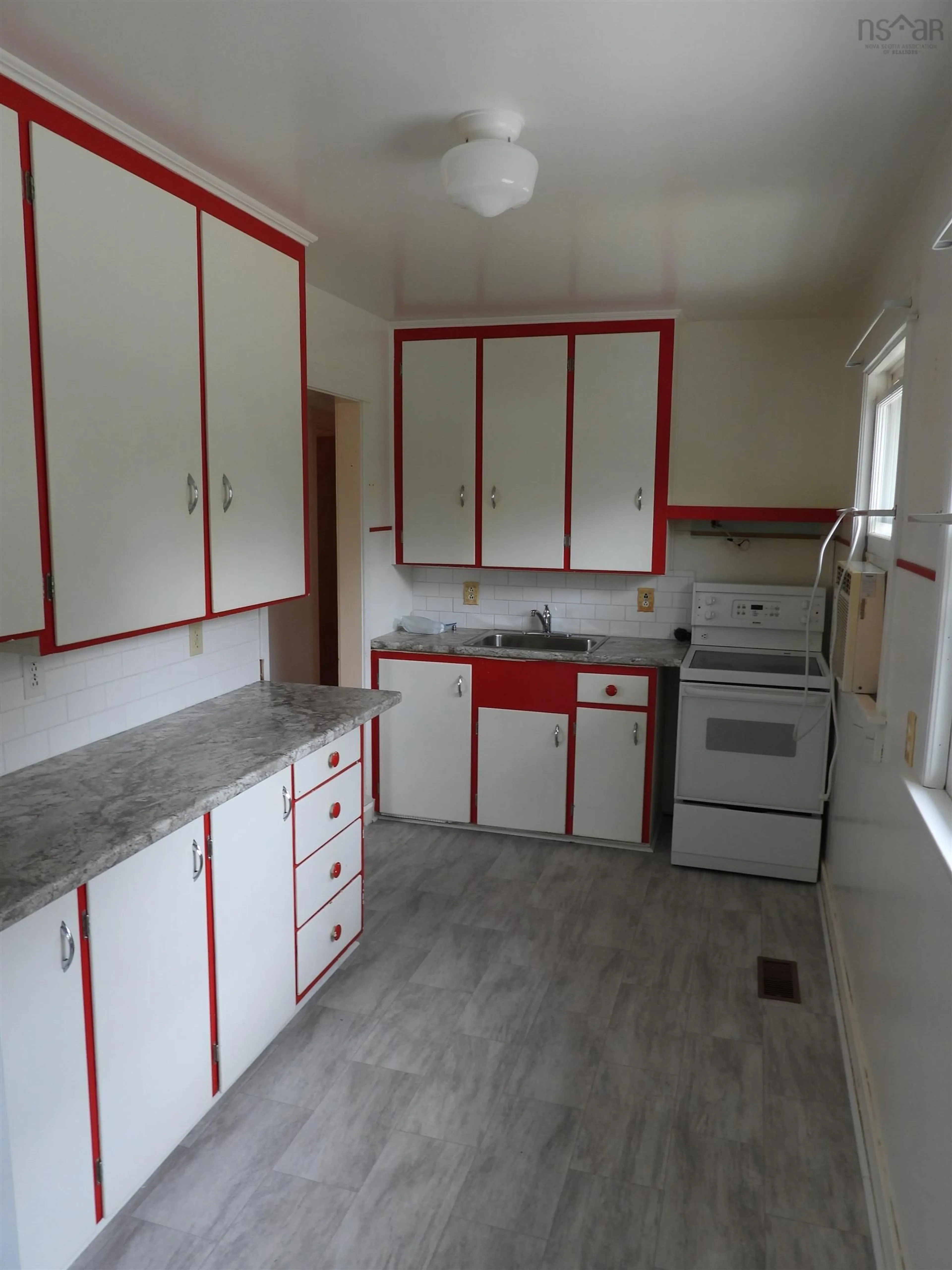 Standard kitchen, unknown for 526 Windsor St, Kingston Nova Scotia B0P 1R0