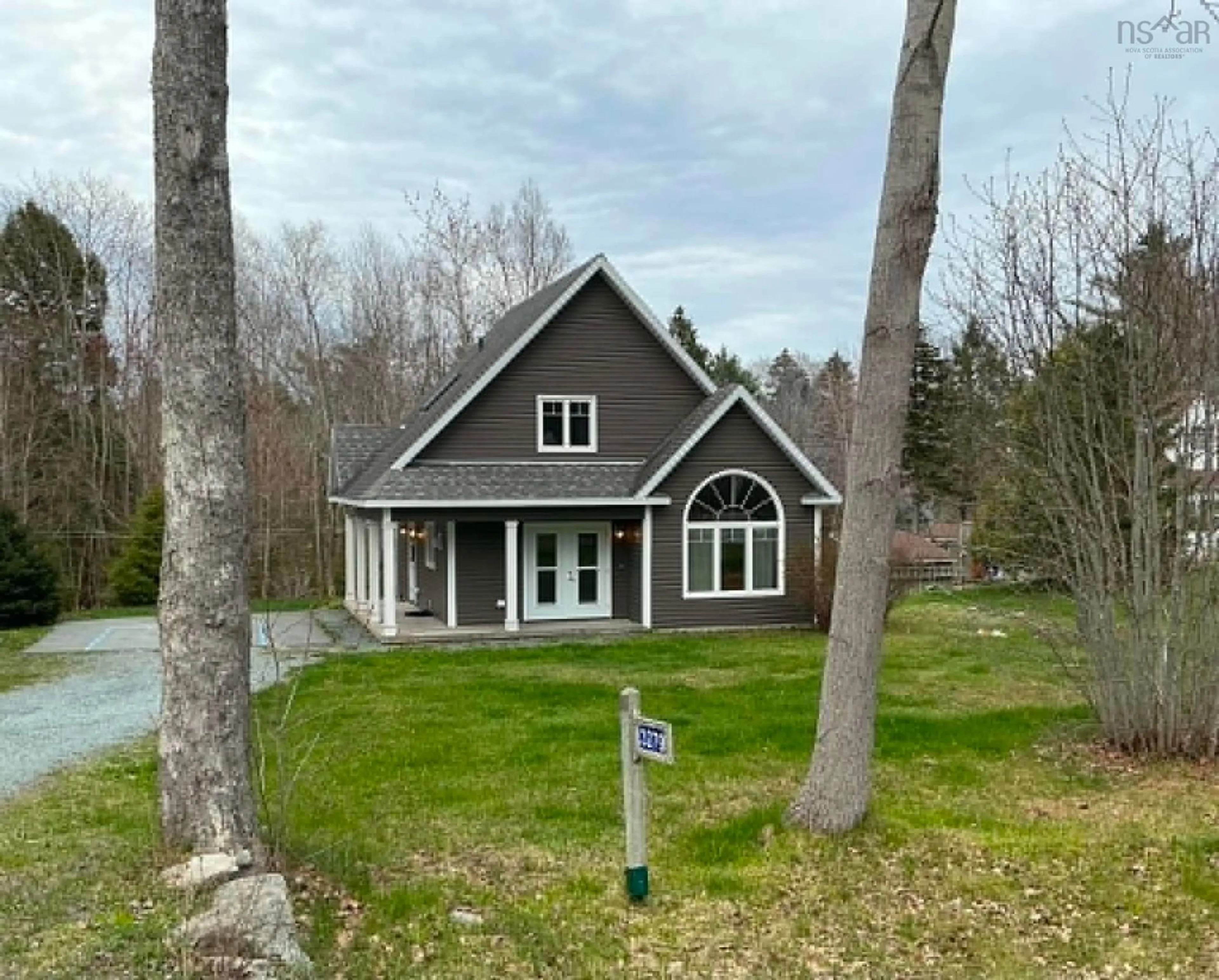 A pic from outside/outdoor area/front of a property/back of a property/a pic from drone, unknown for 3279 Highway 3 Hwy, Brooklyn Nova Scotia B0J 1H0