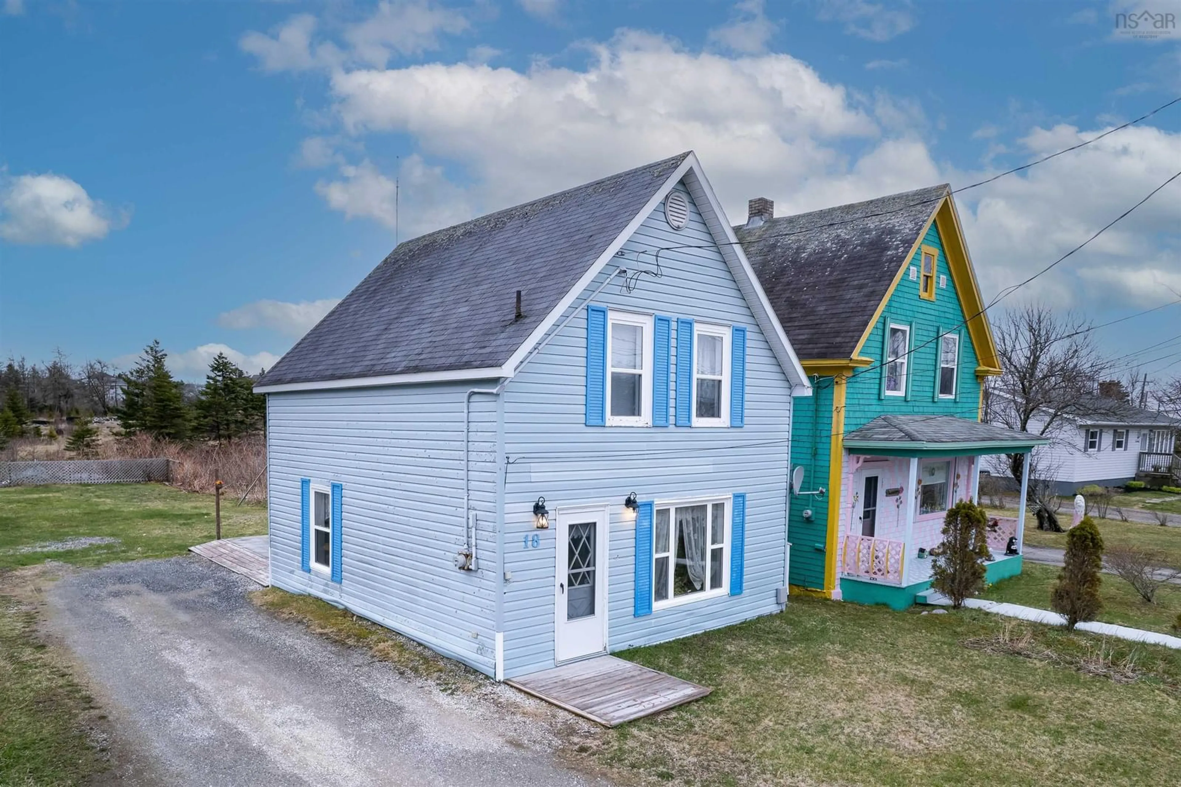 A pic from outside/outdoor area/front of a property/back of a property/a pic from drone, building for 18 Lorway St, Louisbourg Nova Scotia B1C 2K1