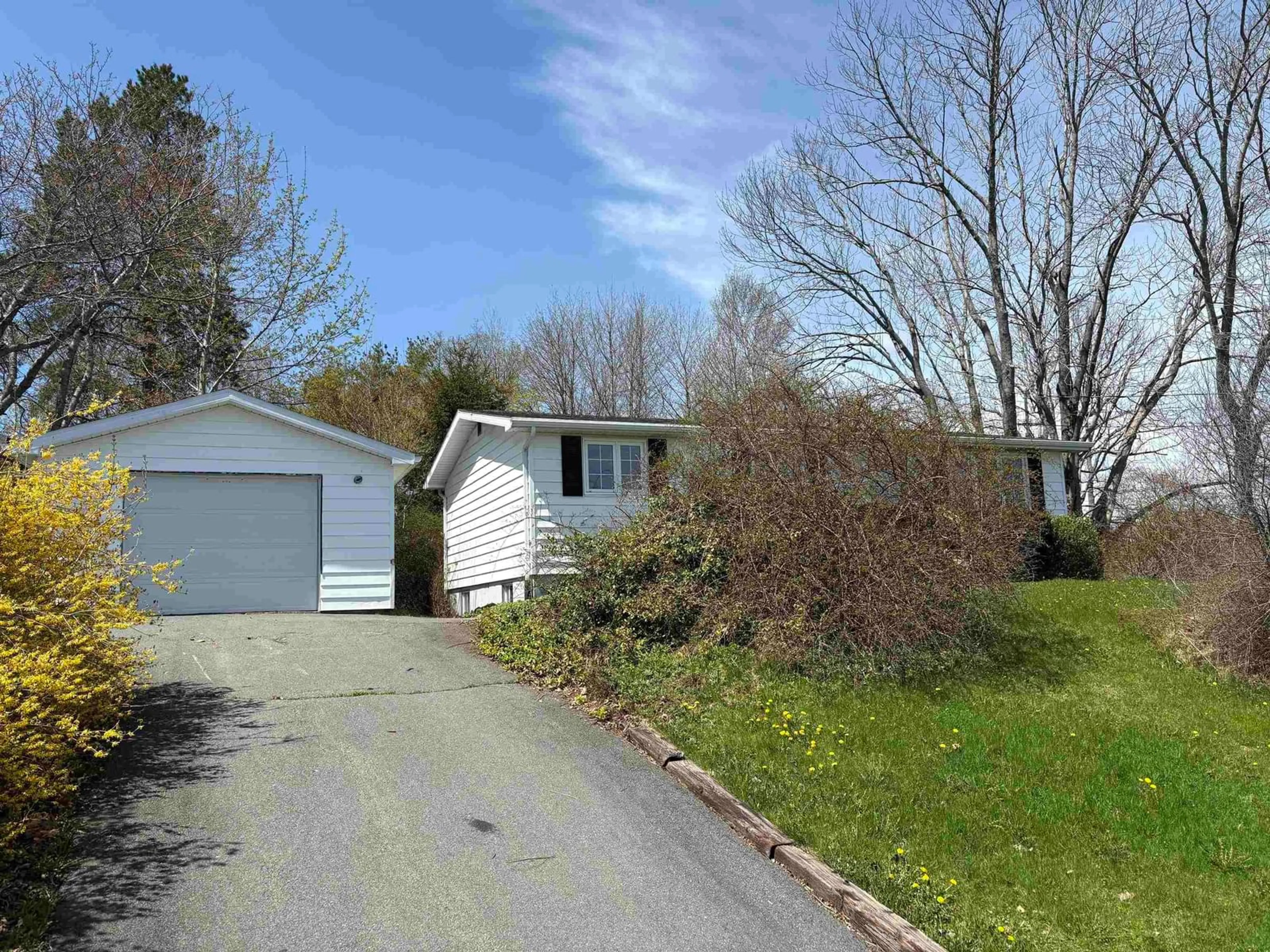 Unknown for 2 Wildwood Blvd, Dartmouth Nova Scotia B2W 2L8