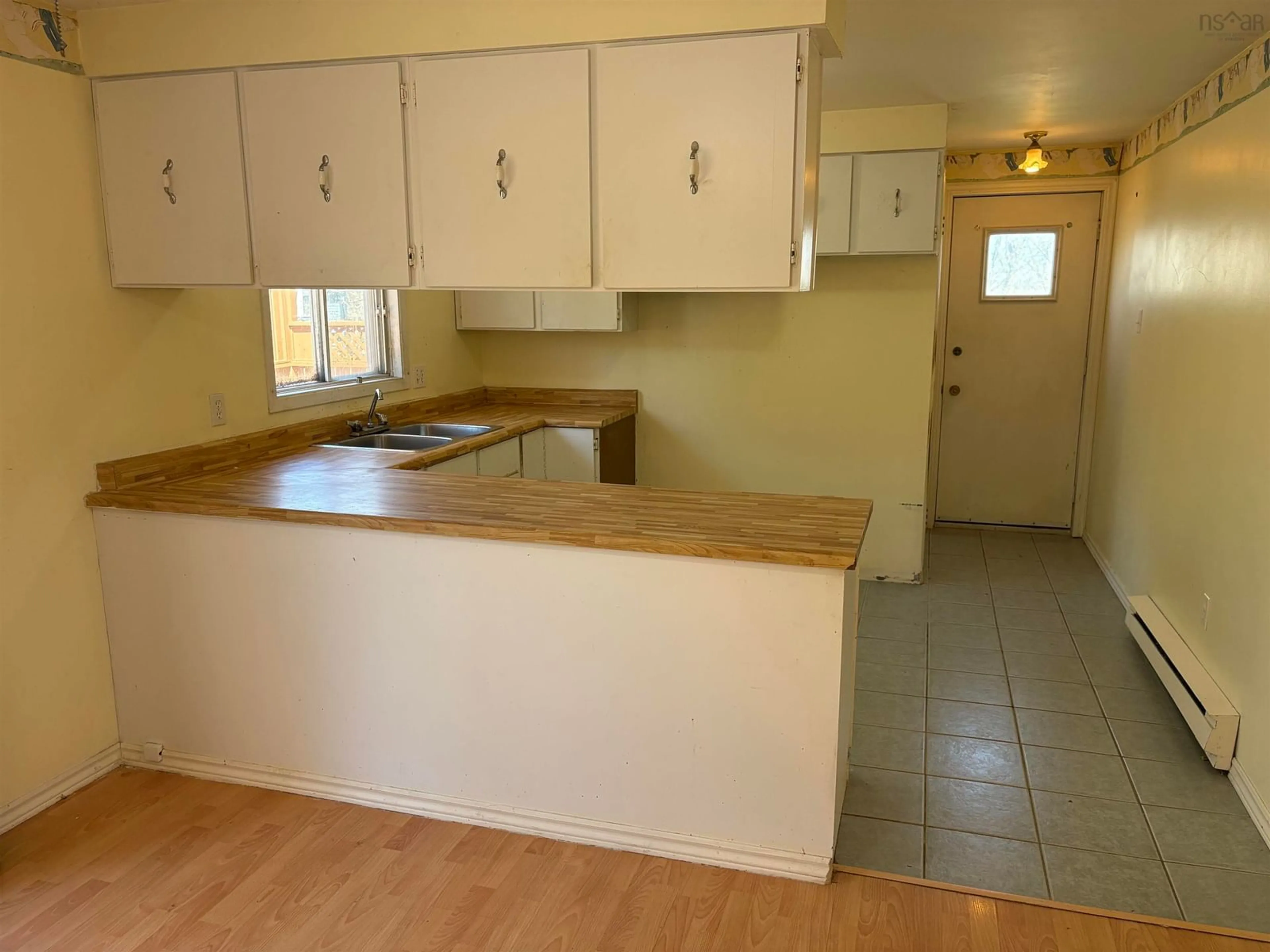Standard kitchen, unknown for 2 Wildwood Blvd, Dartmouth Nova Scotia B2W 2L8