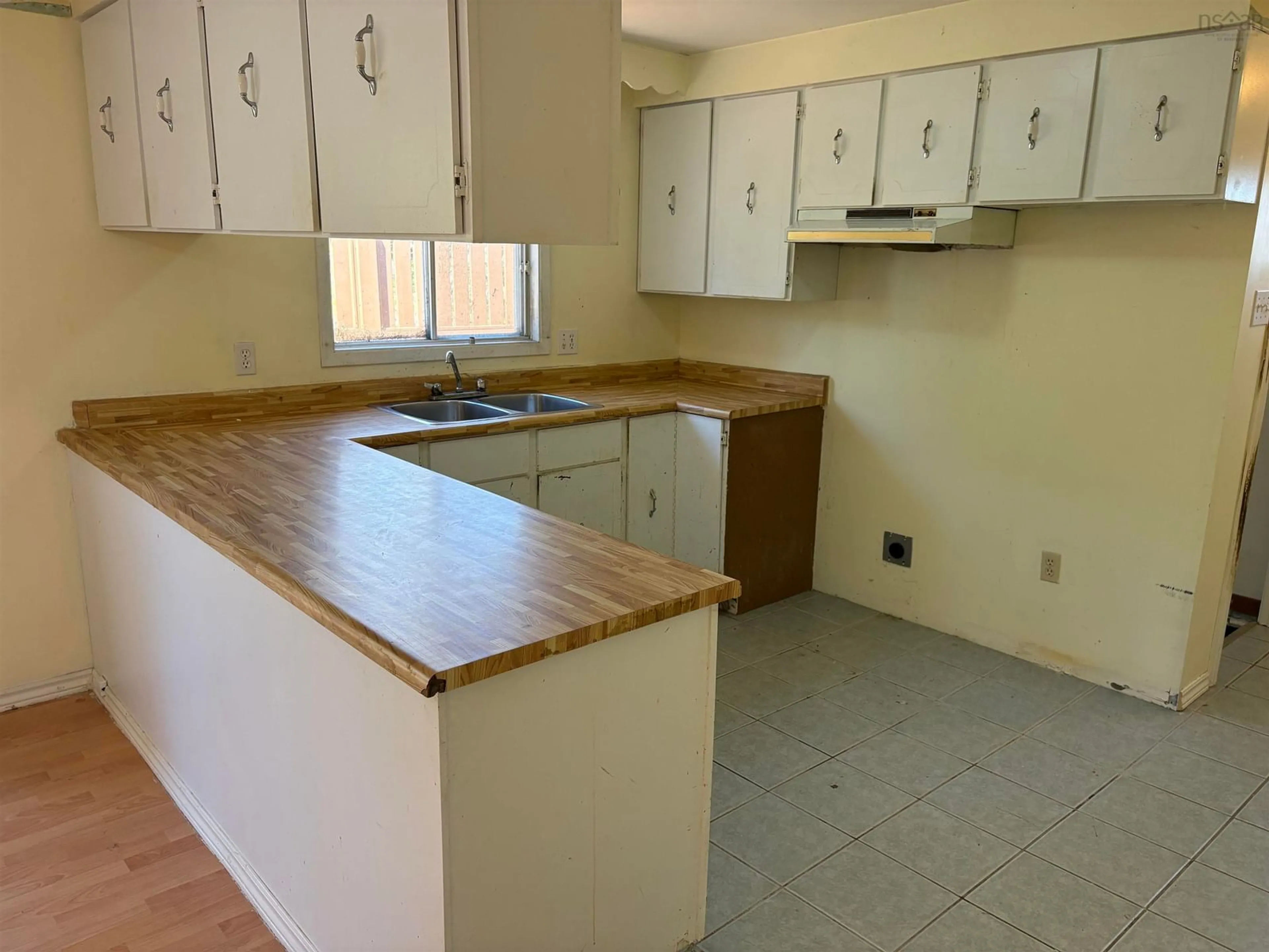 Standard kitchen, unknown for 2 Wildwood Blvd, Dartmouth Nova Scotia B2W 2L8