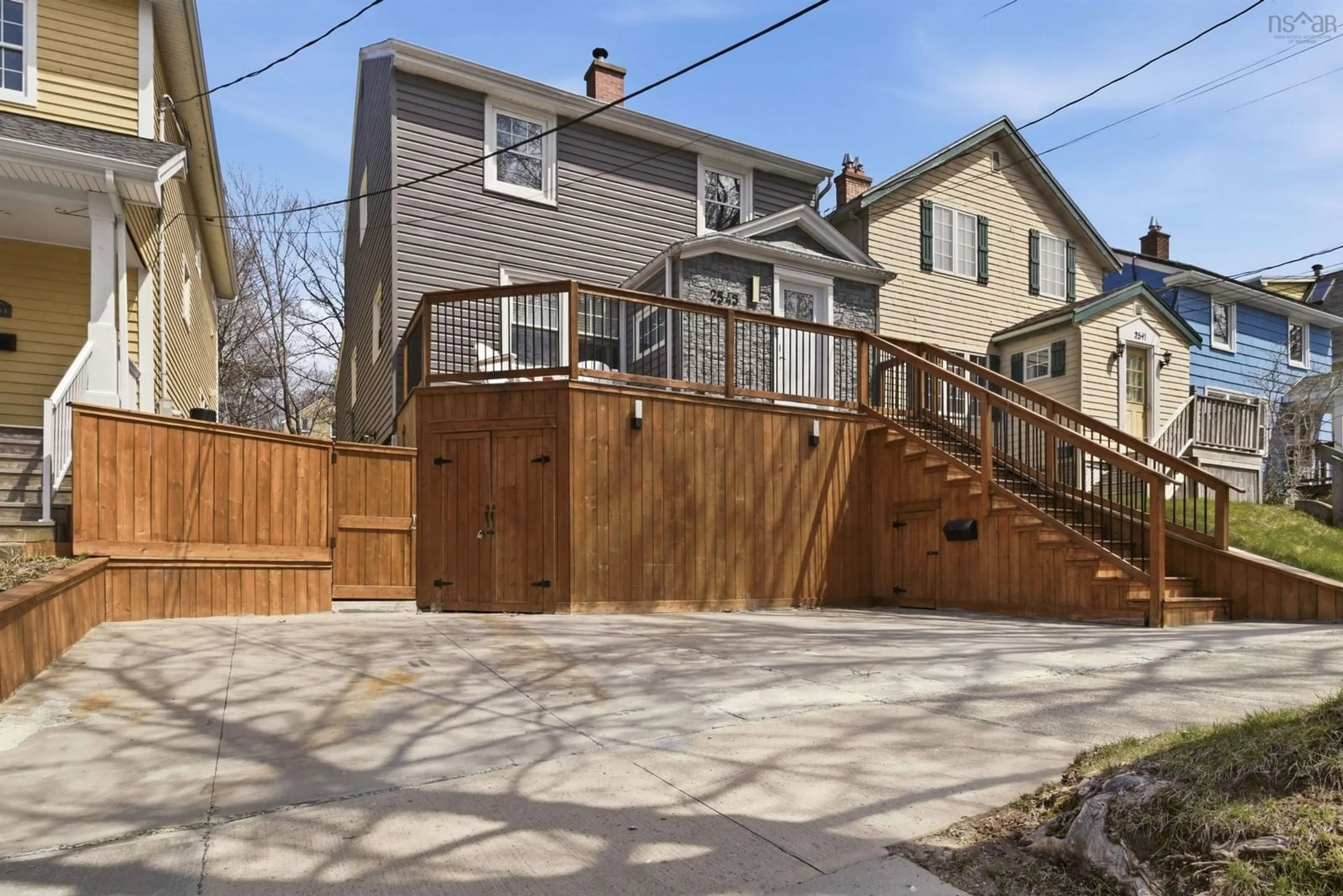 Patio, street for 2545 Sherwood St, Halifax Nova Scotia B3L 4R9