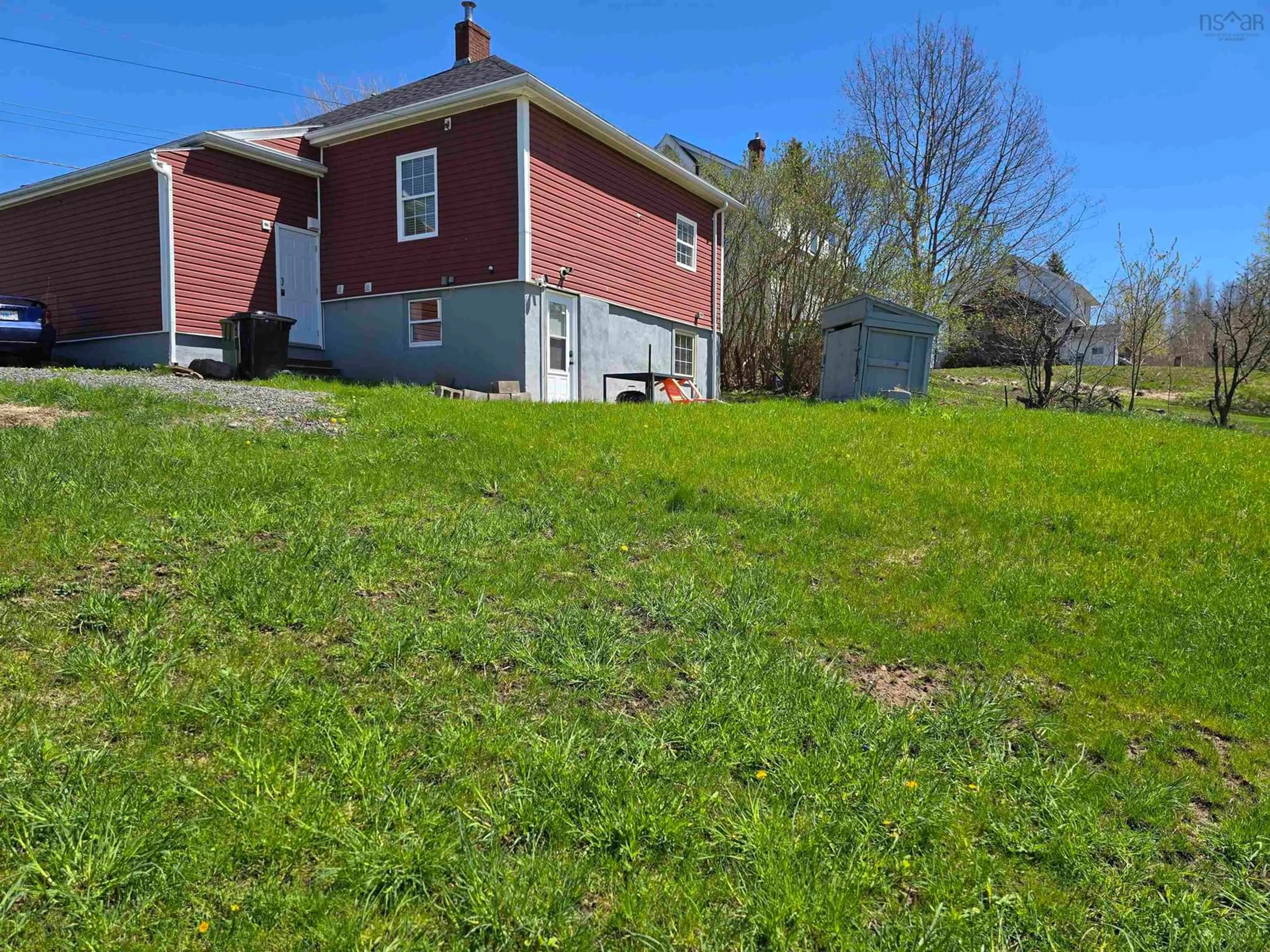 A pic from outside/outdoor area/front of a property/back of a property/a pic from drone, unknown for Oak St #66, Trenton Nova Scotia B2H 3A3
