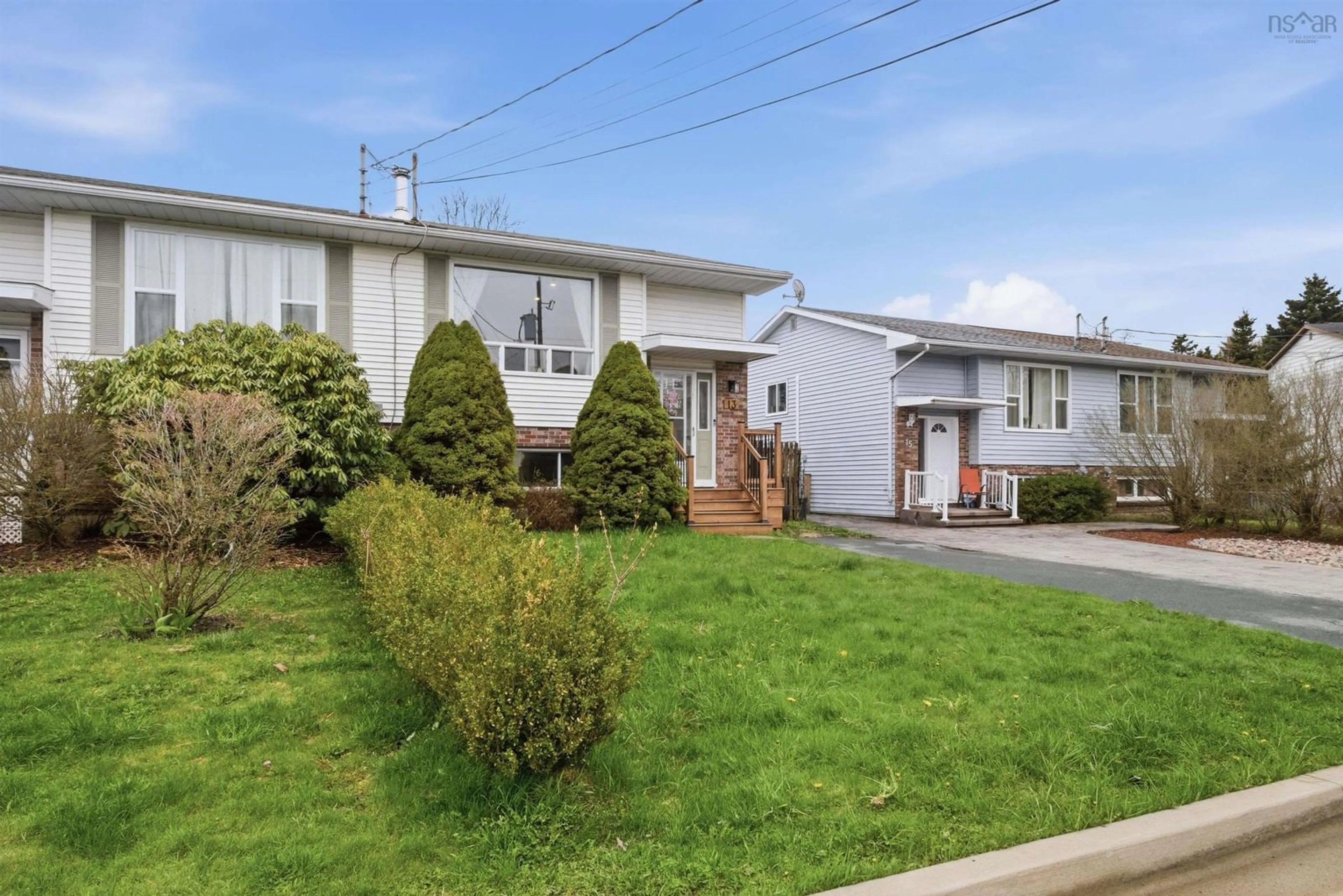 Home with vinyl exterior material, street for 13 Londra Crt, Dartmouth Nova Scotia B2W 5A5