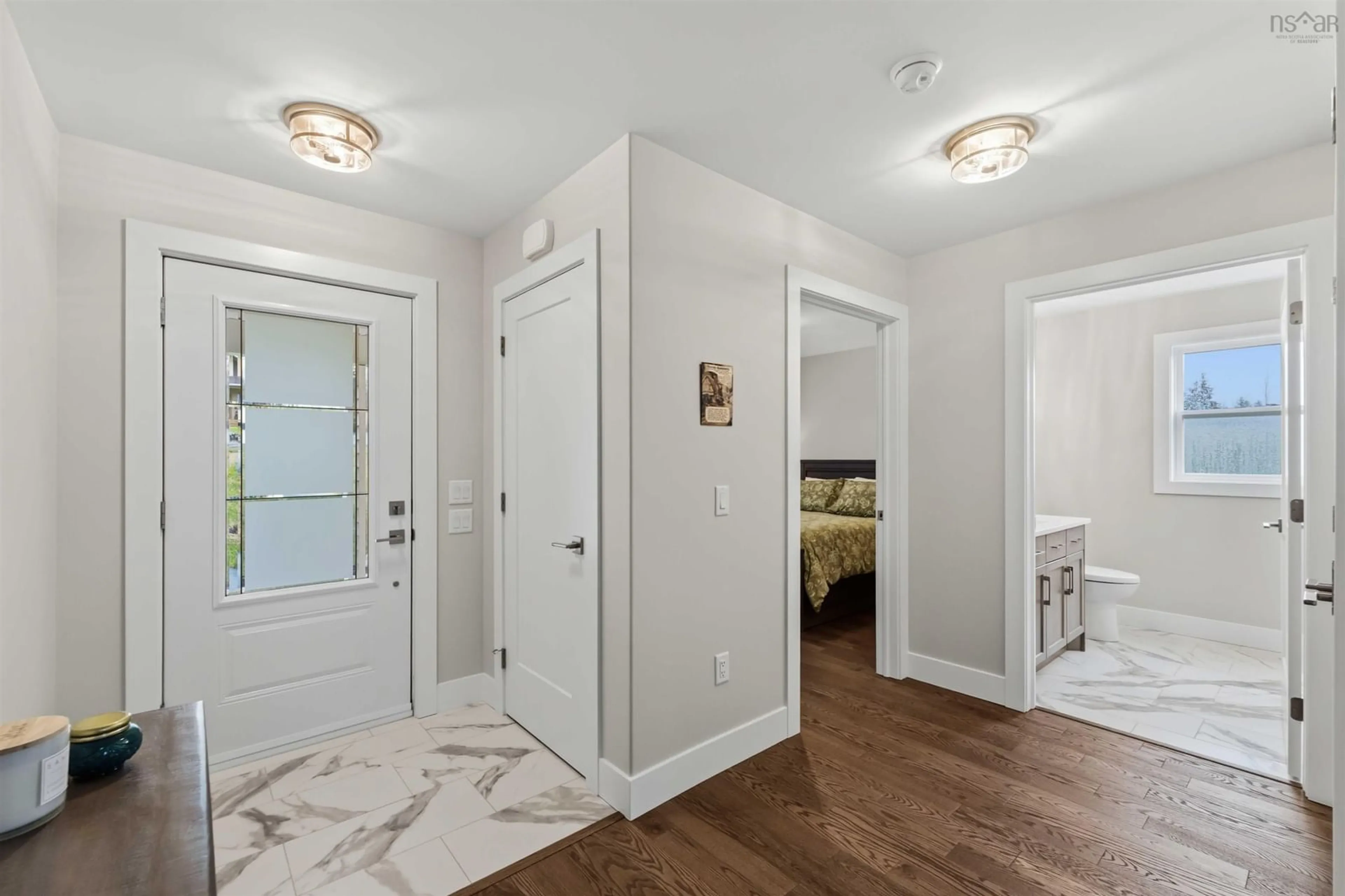 Indoor entryway for 105 Town Rd, Falmouth Nova Scotia B0P 1P0